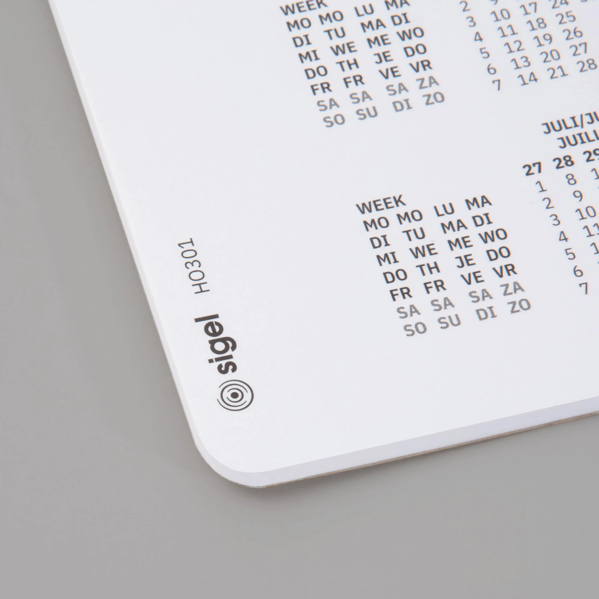 SIGEL HO301/5 - Sottomano in carta ecologica, formato A2, con calendario attuale di 3 anni, angoli arrotondati, qualità vegana, carta resistente, 5 pezzi