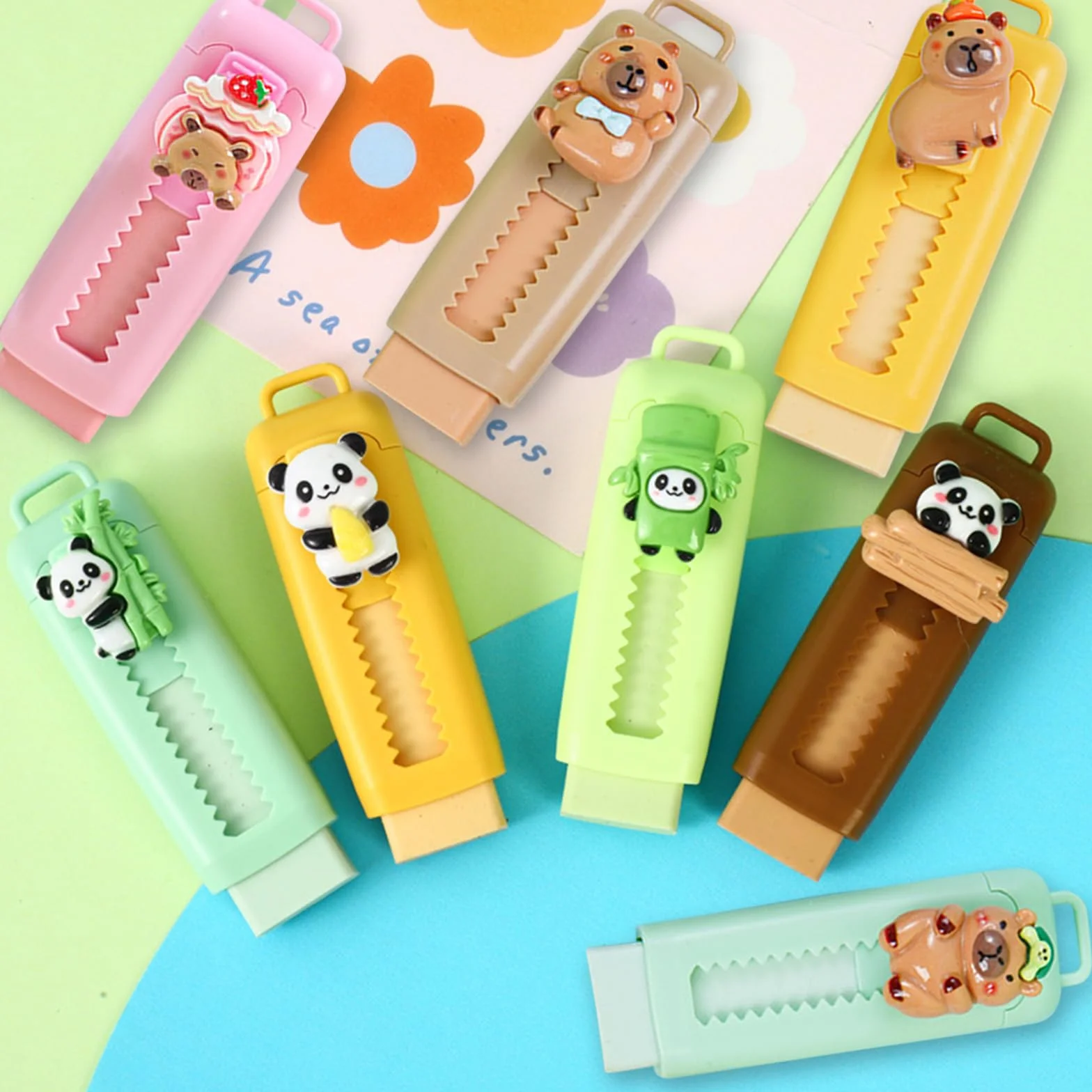 Kawaii Gomme da Cancellare Retrattili Bambini 16 Pezzi, Gomma Capybara & Panda, Regalini Festa Compleanno Scuola 4-10 Anni