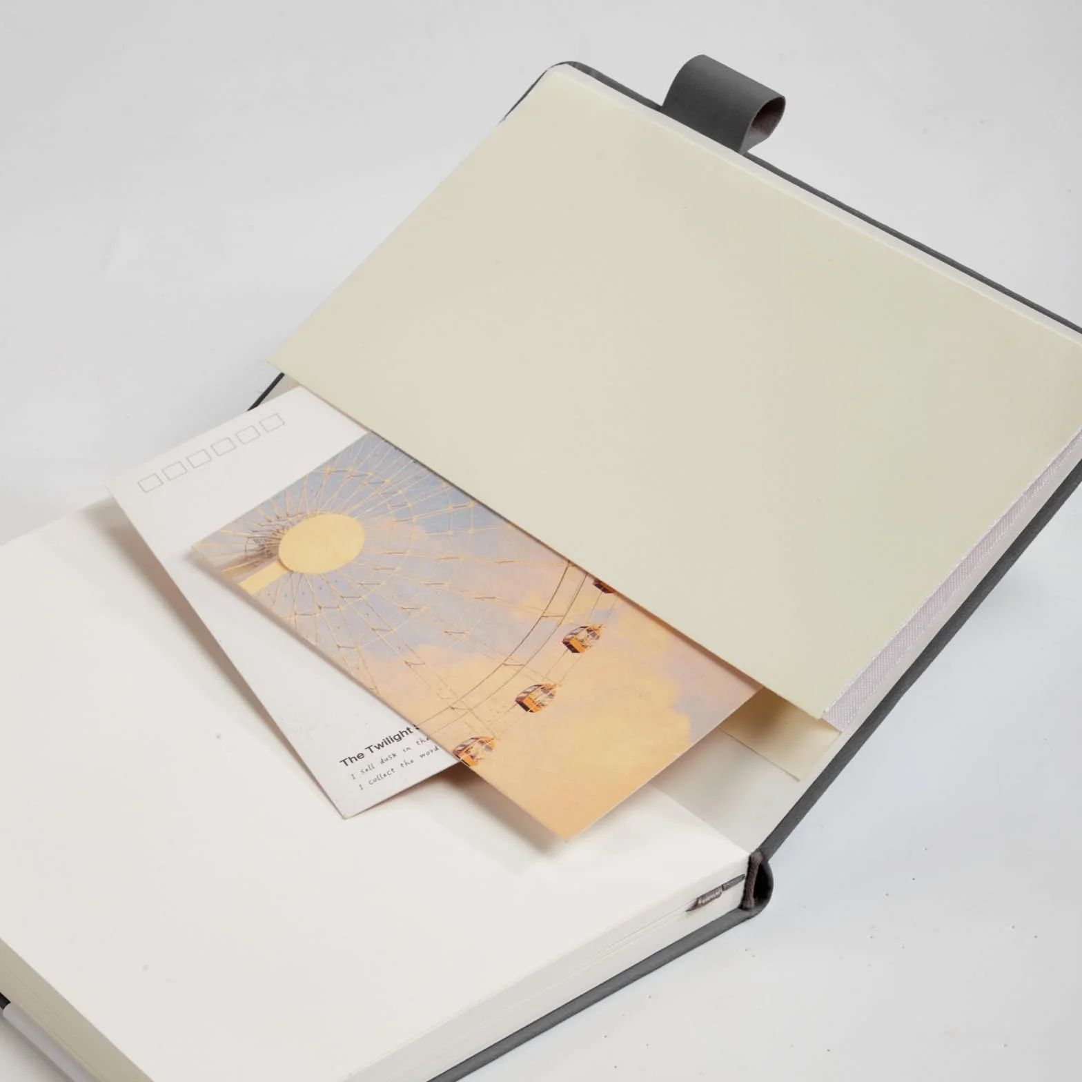 Taccuino Puntinato A5 Copertina Rigida 100GSM 192 Pagine Nero 14,5 x 21,3 cm