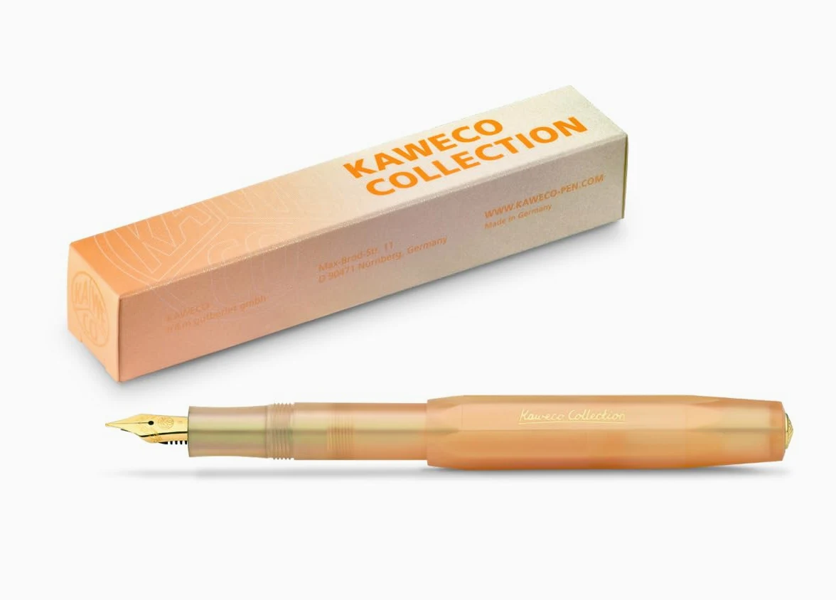 Kaweco COLLECTION - Penna stilografica con pennino in acciaio, per cartucce d'inchiostro, 13 cm, pennino F, colore: albicocca