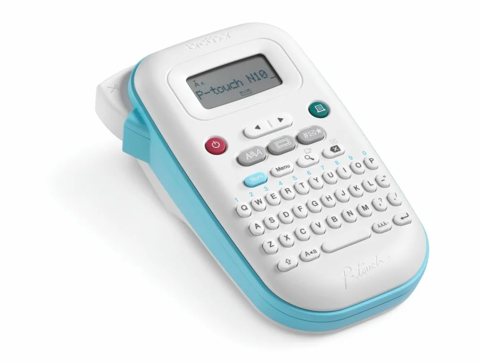 Brother PTN10 | Etichettatrice Palmare Portatile | Tastiera QWERTY | Display LCD | Nastri Btag fino a 12 mm | 3 font, 10 cornici e 200 simboli integrati