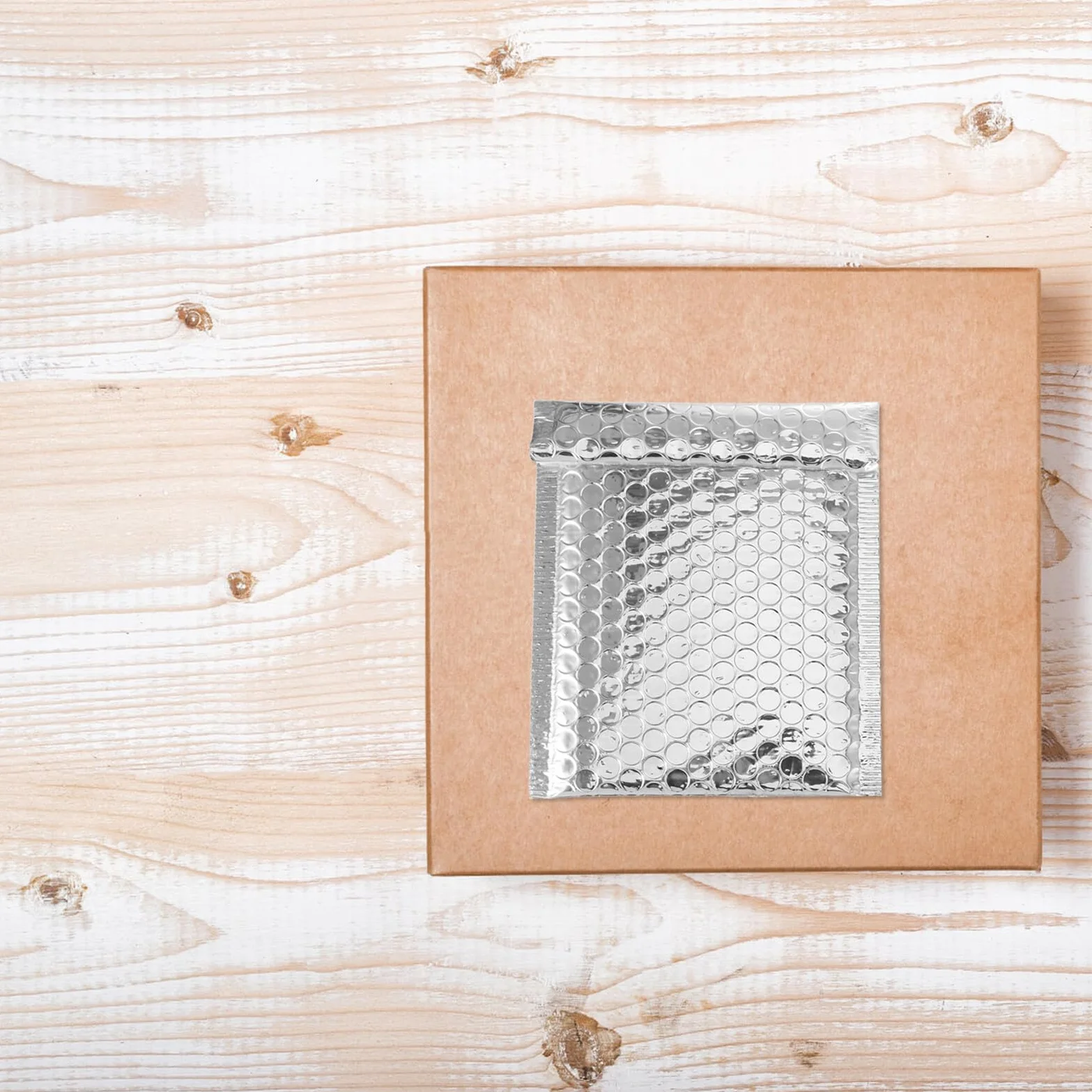 TEHAUX 100 pezzi Buste Imbottite Argento Pieghevoli da Buste Postali Autoadesive Resistenti all Acqua per Spedizioni Protette di Gioielli Accessori e Piccoli Oggetti
