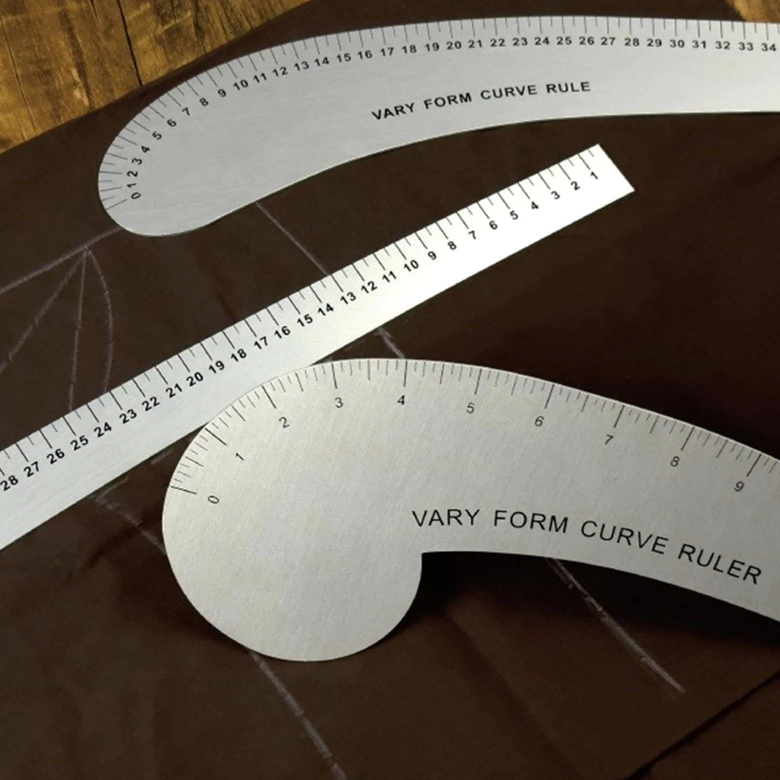 Strumento misurazione ' Abbigliamento Antiscivolo con marcatura Chiara per Un Facile Layout del Tessuto Righello per Modelli Abbigliamento in Metallo
