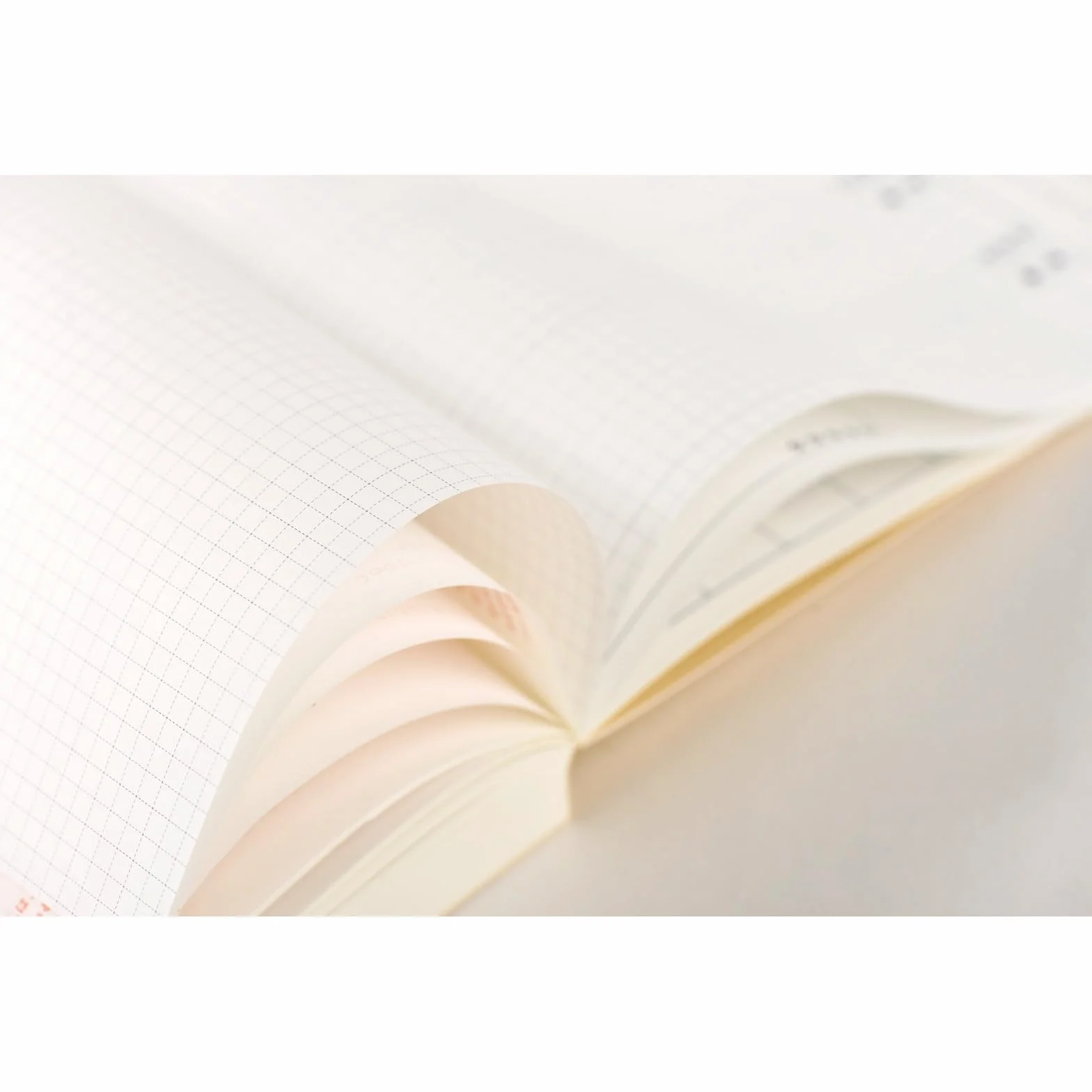 Hobonichi Techo 2026 Original Book - A6, Giapponese, Daily, April Start, Sunday Start, Planner