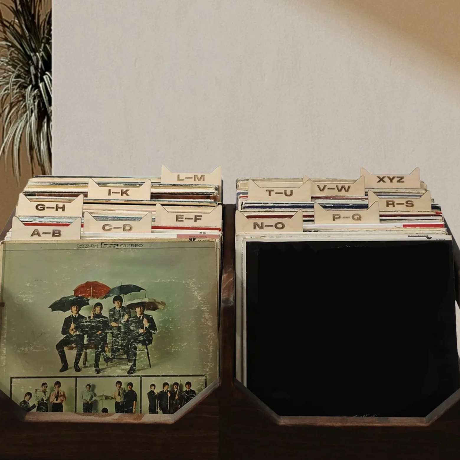 Divisori per registri, divisori per registri, divisori per registri, organizzatori di archiviazione in legno su un lato, supporto alfabetico per registri dalla A alla Z