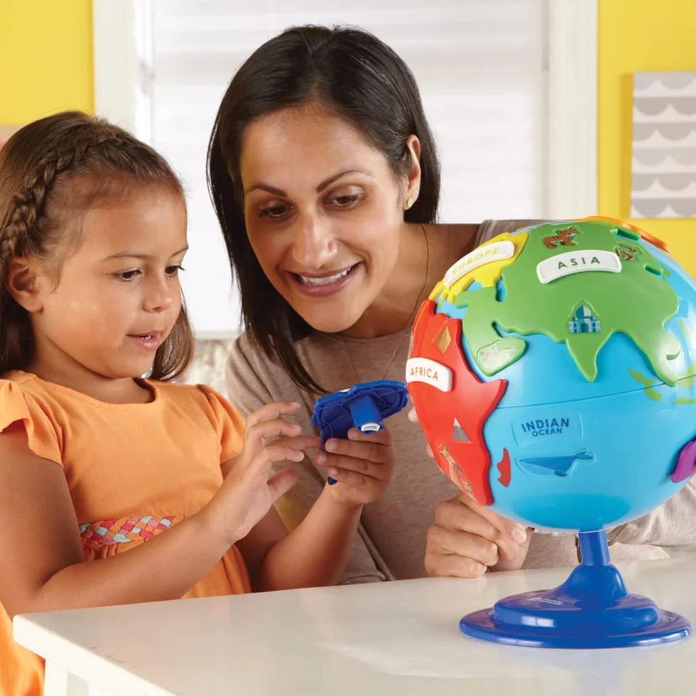 Learning Resources Mappamondo puzzle imparare geografia continenti oceani | Sviluppa conoscenze geografiche di base, riconoscimento di forme e problem solving. Supporta curiosità verso il mondo.