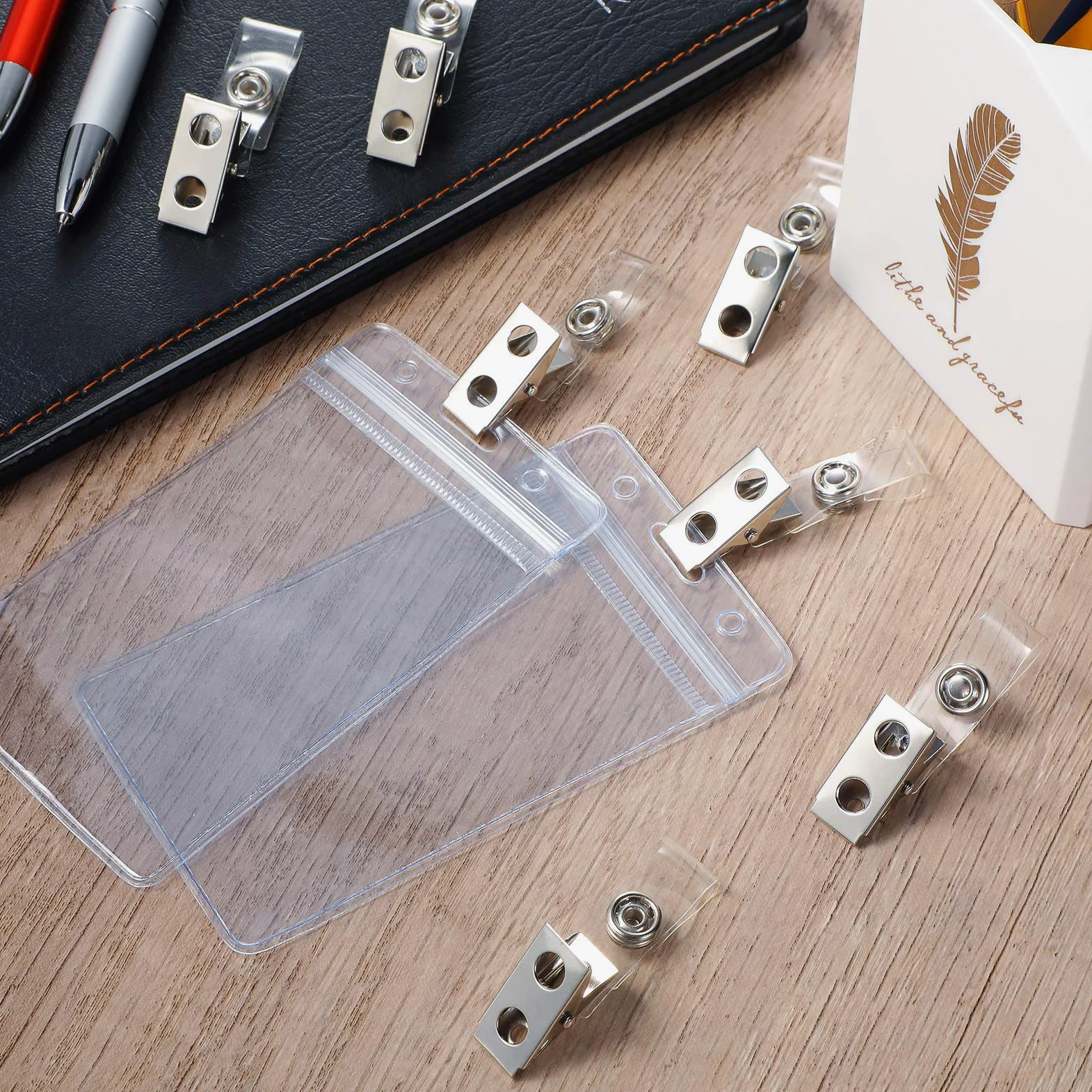 Clip per badge in metallo a doppio foro con cinghie in PVC trasparente per carte d'identità, porta badge, targhette, badge da lavoro, 300 pezzi