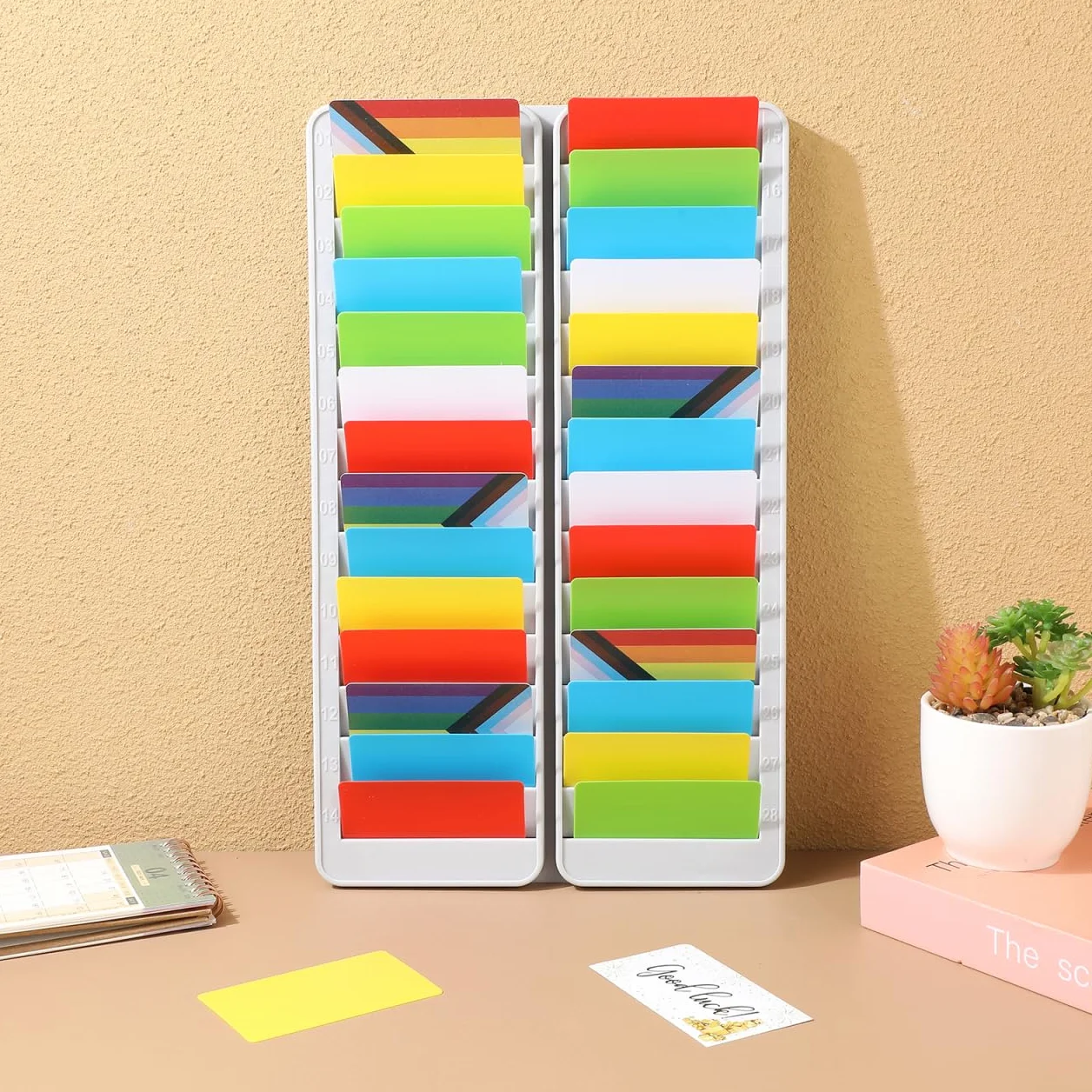 Operitacx Porta Tessere da Parete 28 Slot in PP Supporto per Badge Ufficio 14.2x8.7x0.6 Pollici