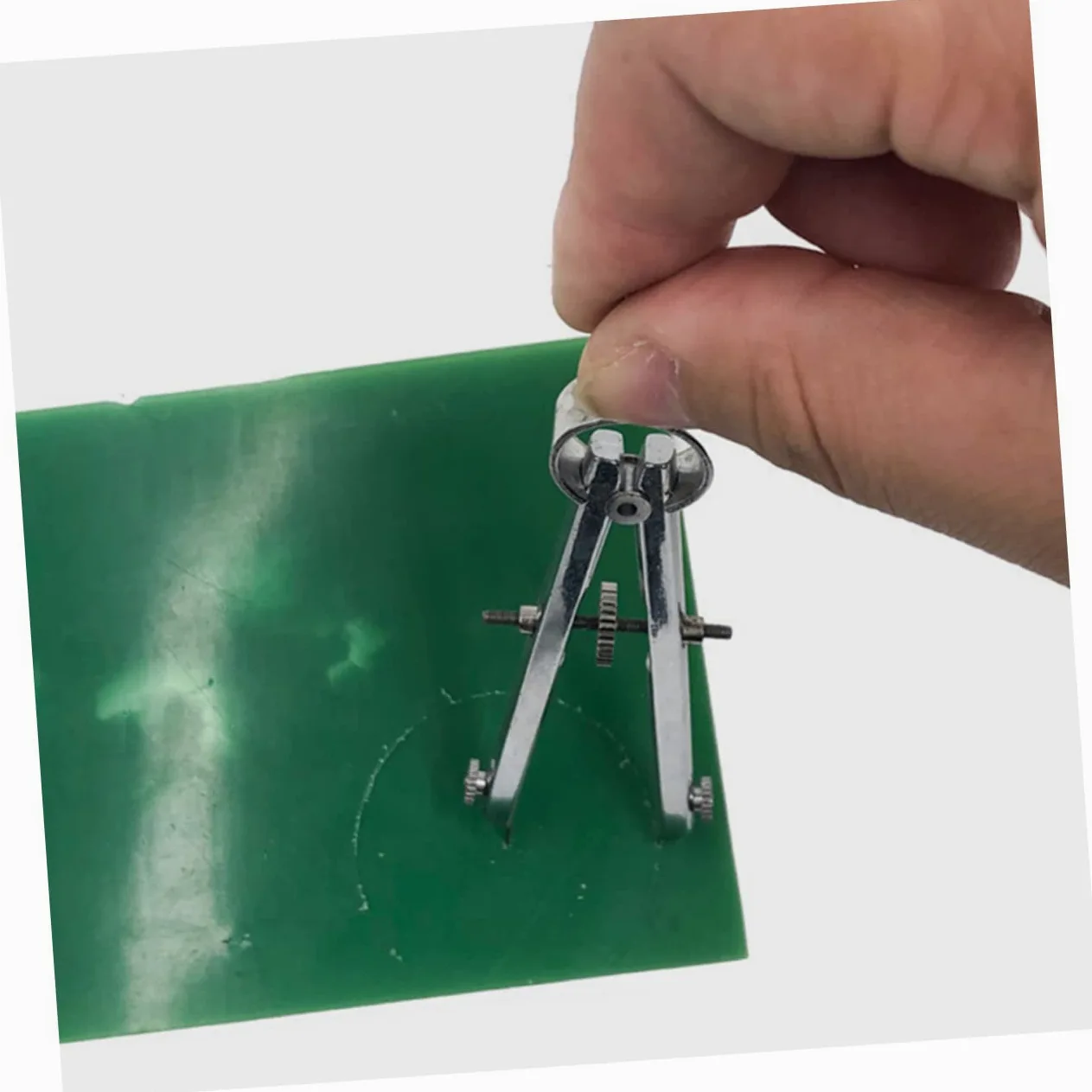 NUOBESTY 4 Pz Bussole Compasso Geometrico Strumento Di Disegno Del Cerchio Bussola Per La Matematica Compasso a Matita Acciaio Inossidabile Maggiore Alunno Materiale Scolastico