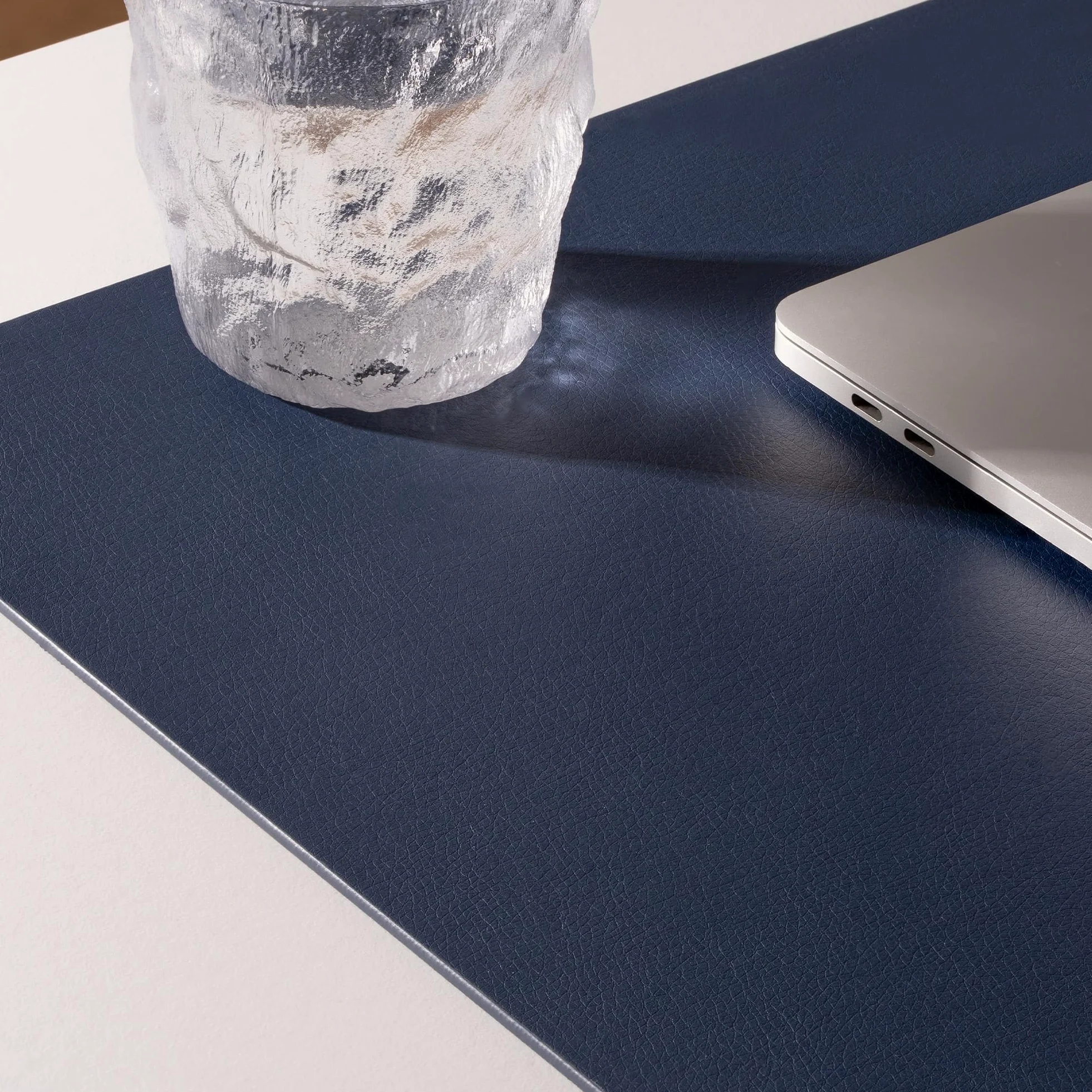 Nekmit Sottomano da scrivania in pelle, 43 x 30 cm, piatto, antiscivolo, impermeabile, blu