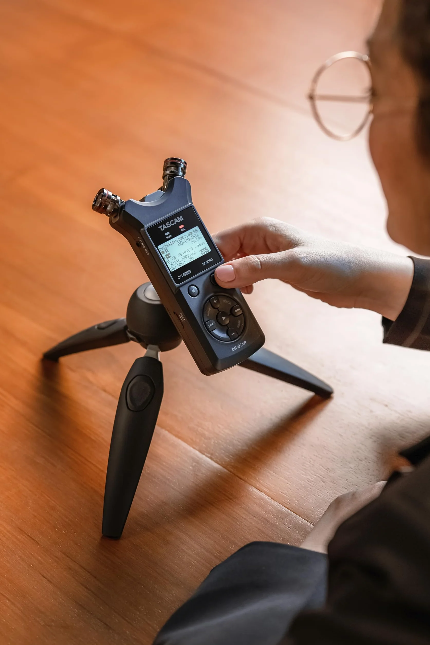 Tascam DR-07XP - Registratore portatile portatile a 2 canali a 32 bit con microfoni regolabili e interfaccia audio USB-C
