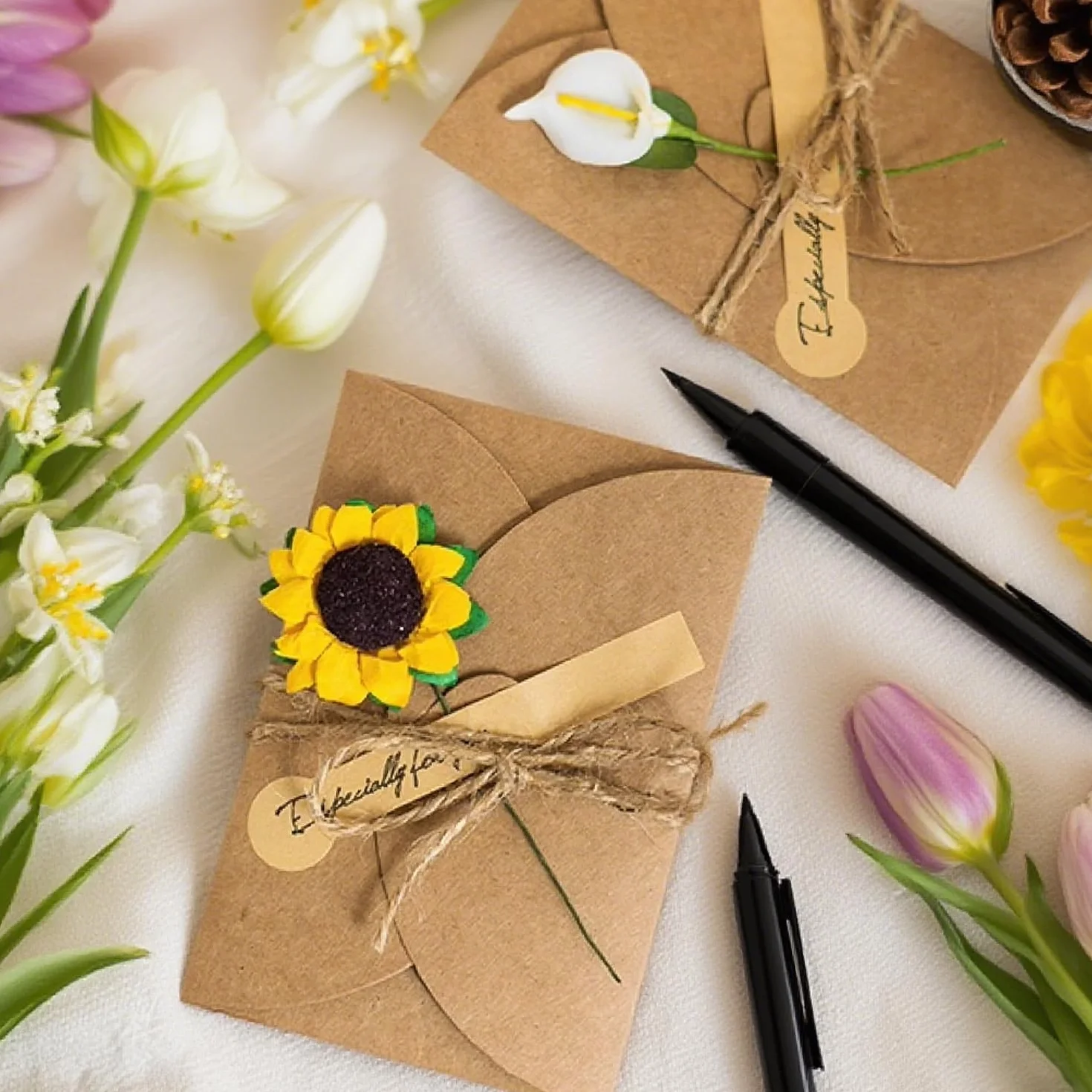 Kraft Papier Retro Grußkarten mit Umschlägen, 8 Stück, Trockenblumen, für Hochzeit Geburtstag Weihnachten