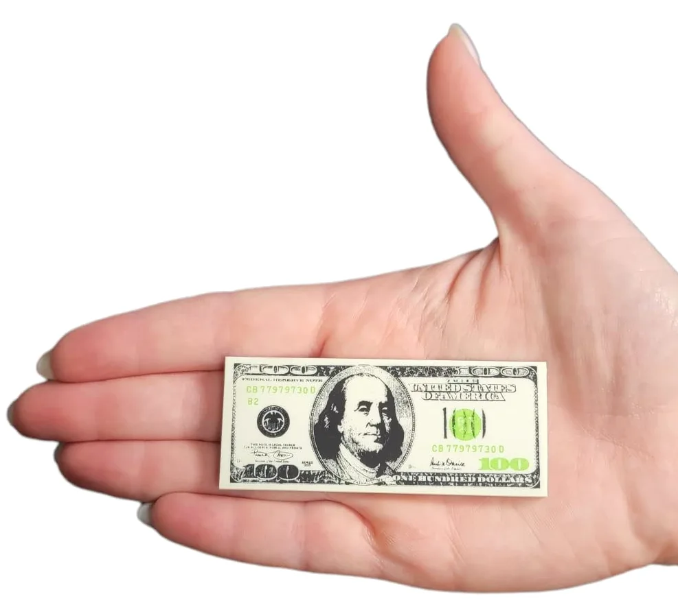 Gomma da cancellare da $100 dall'aspetto realistico (confezione da 36) Quasi 3 "x 3,2 cm. Gomma