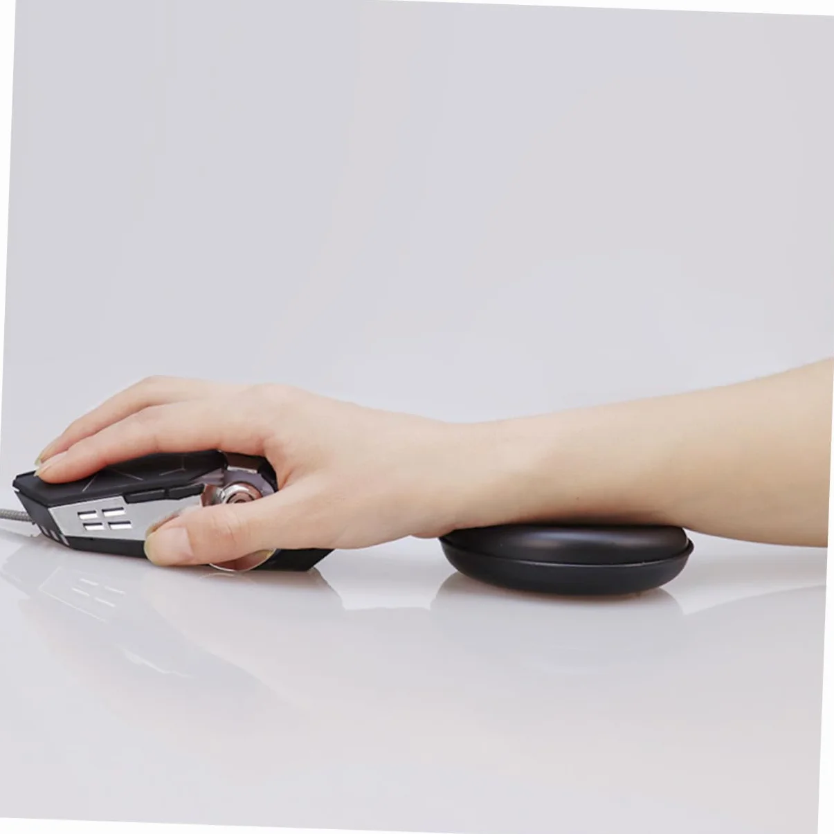 Supporto per Polso Mouse in Pu Nero, Poggiapolsi Rotondo Spesso per Tastiera e Mouse, Allevia la Fatica e Protegge le Articolazioni, per Ufficio e Gaming