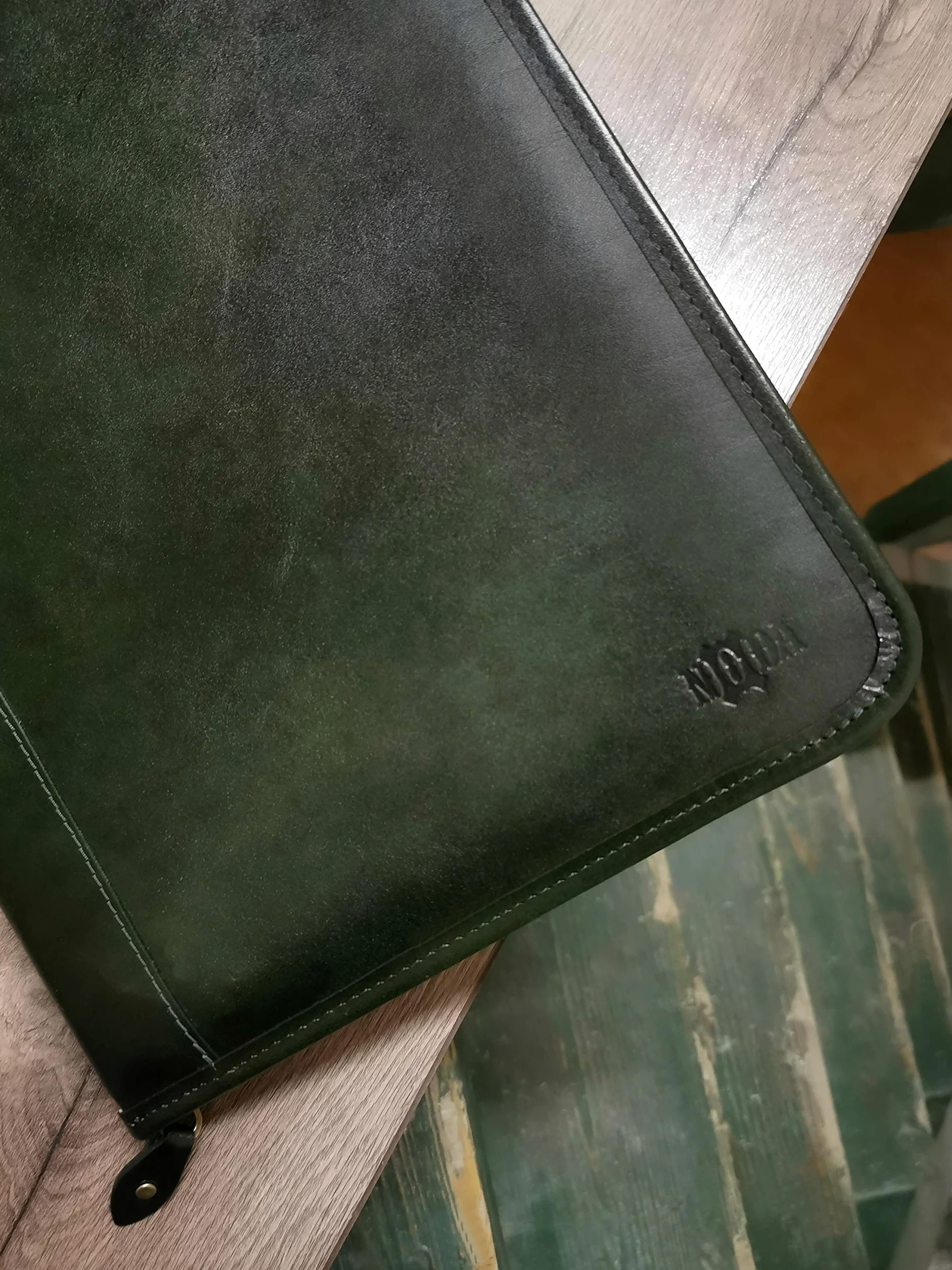 Noda Portfolio A4 in pelle, portadocumenti, cartellina per conferenze con calcolatrice (verde)