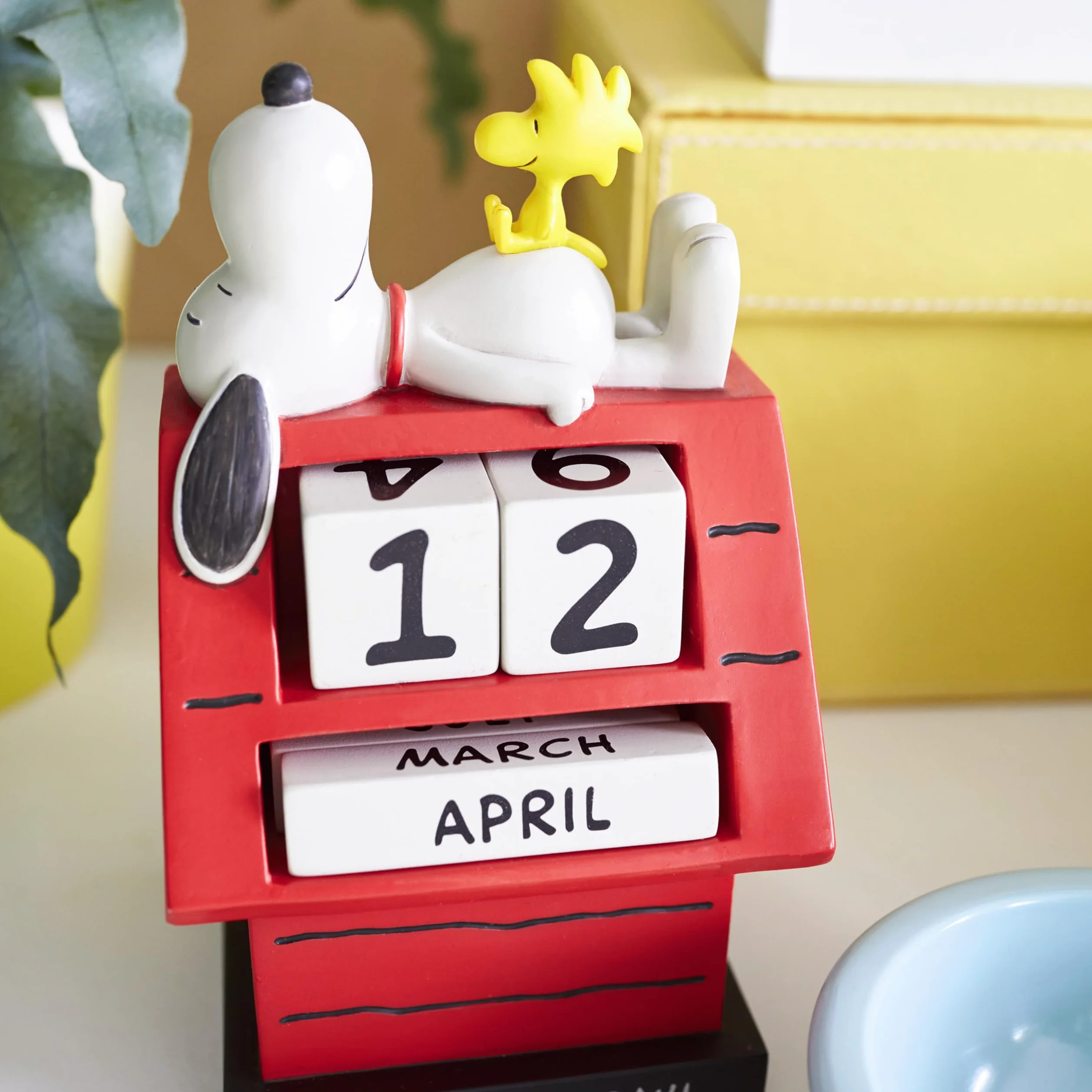 Hallmark Calendario perpetuo, SNOOPY & WOODSTOCK, calendario, casetta per cani, rosso