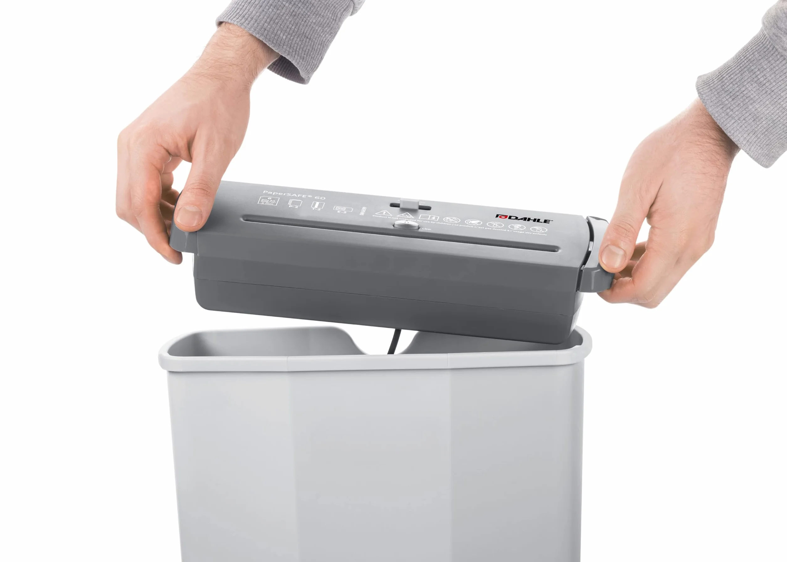 Dahle PaperSAFE PS 60 distruggidocumenti (6 fogli, livello di sicurezza P2, taglio a strisce, privo di olio e manutenzione, 11 litri), grigio