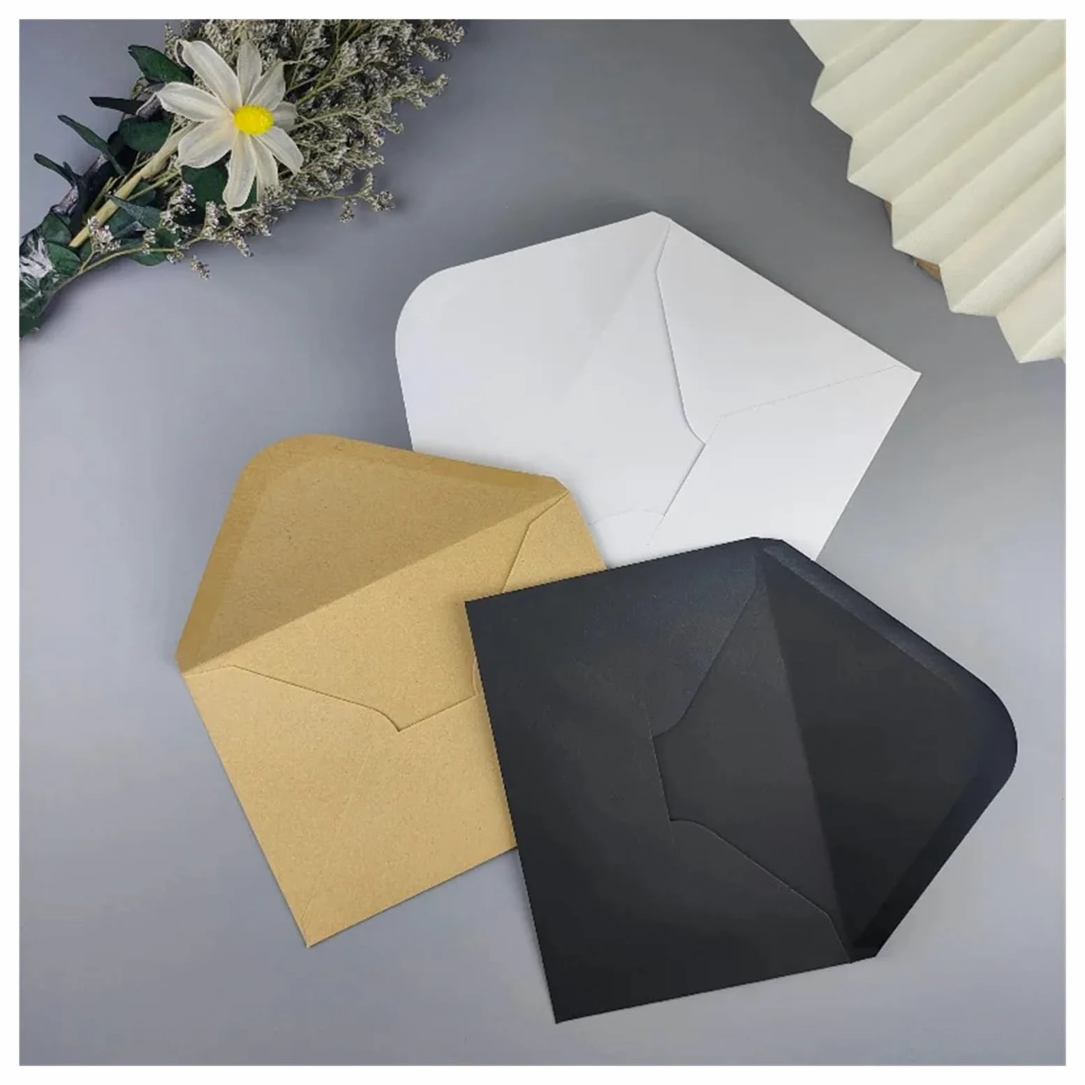 Buste Da Lettera Busta da 50 pezzi Forniture aziendali 120 g di carta 16x11 cm Cartolina Messaggio Confezione Invito Matrimonio Cancelleria(50pcs 16x11cm-B)