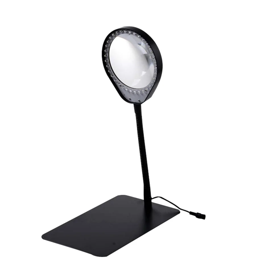 Lampada di ingrandimento 10X a LED con Illuminazione a Mani libere per la Lettura di Gioielli. Nuvole di Buon auspicio.