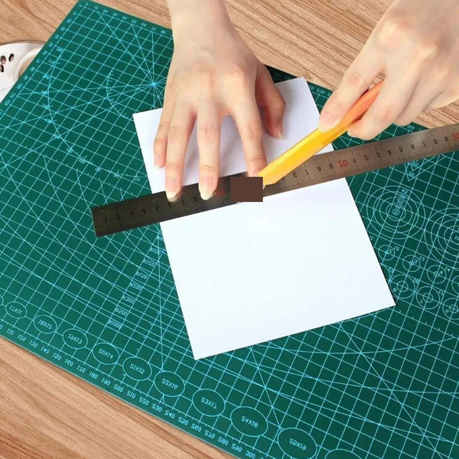 Tappetino da taglio per ufficio Tappetino da taglio A1 A2 in PVC, auto-riparante, cucito, studente, arte, fai te, carta, incisione, riparazione, lavoro di saldatura(A1(90x60CM))