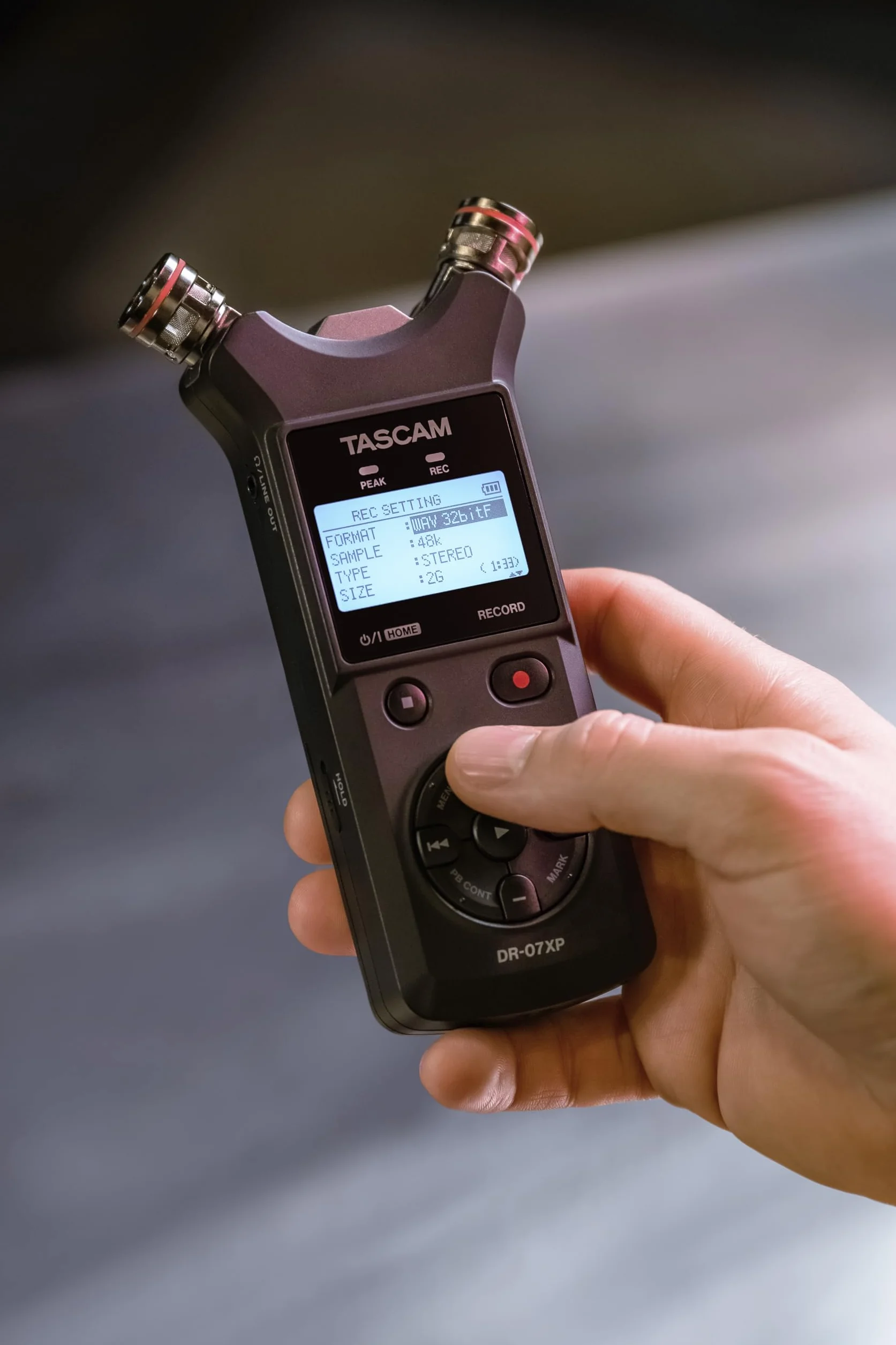 Tascam DR-07XP - Registratore portatile portatile a 2 canali a 32 bit con microfoni regolabili e interfaccia audio USB-C