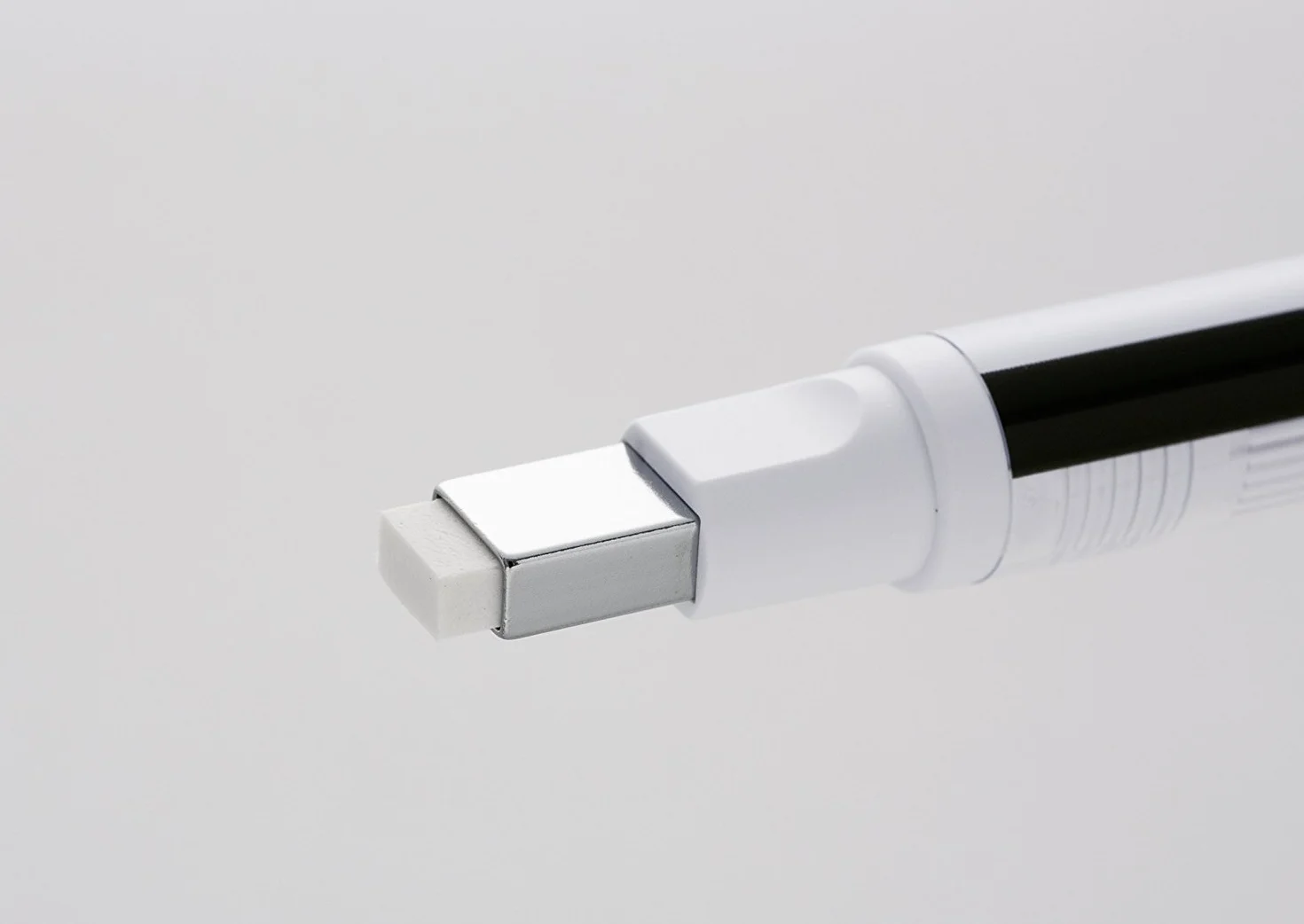 Tombow Mono Zero Gomma a penna ricaricabile punta squadrata 2,5 x 5 mm Bianco + ricarica