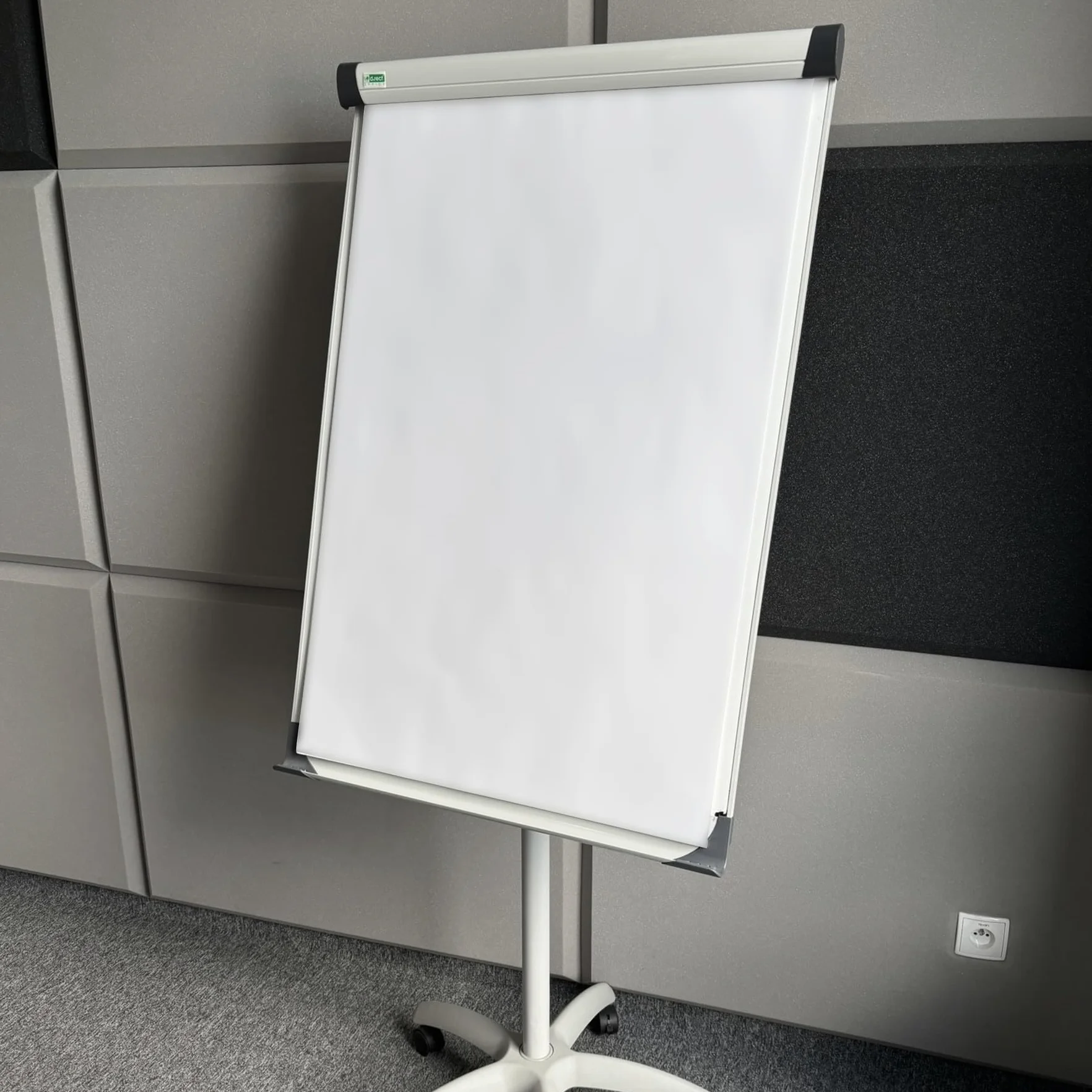 D.RECT Blocco Carta per Flipchart - Set da 3 Blocchi - 60 Fogli Totali - 65x100 cm - 80 g/m² Superficie Liscia - Carta Professionale per Presentazioni Riunioni e Formazione