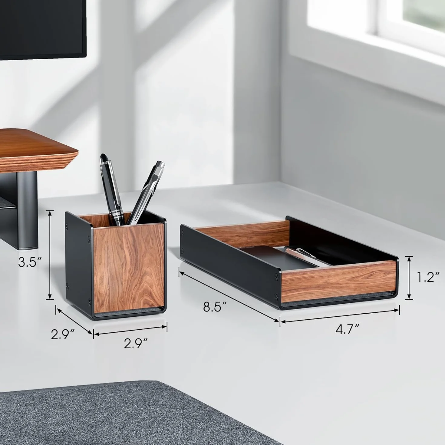 Vassoio da scrivania in legno di noce con set di portapenne, vassoio organizzatore da scrivania in legno naturale e alluminio per chiavi, penna, watch