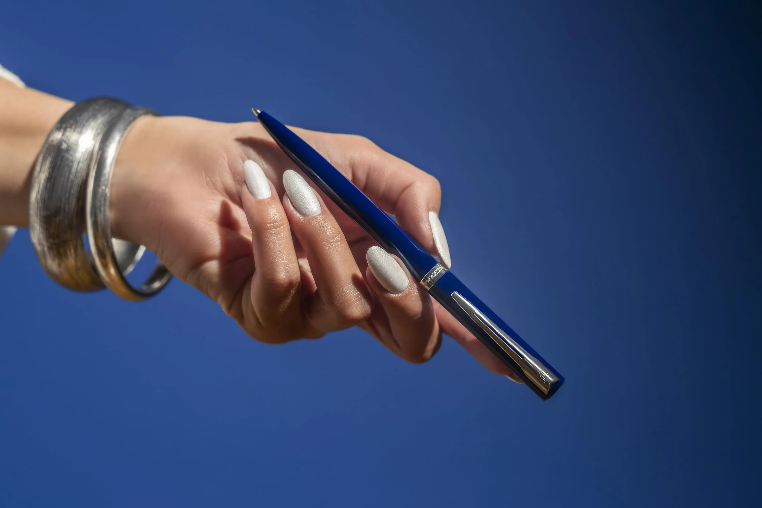 Waterman Impression Penna a sfera | Punta media con ricarica inchiostro blu | Lacca blu con finiture placcate in palladio | Confezione regalo
