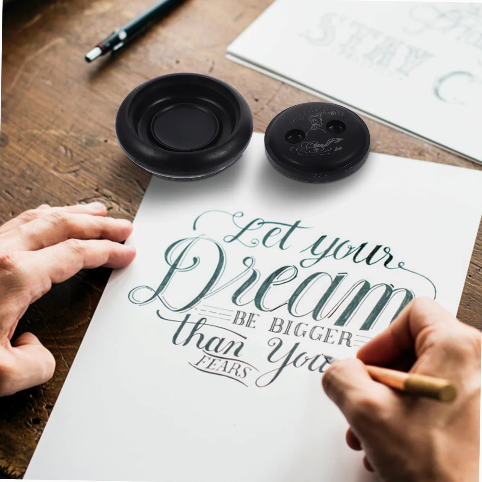 Pietra Per Inchiostro Rotonda Compatta E Facile Da Usare Per La Calligrafia Cinese La Pittura E Gli Studenti