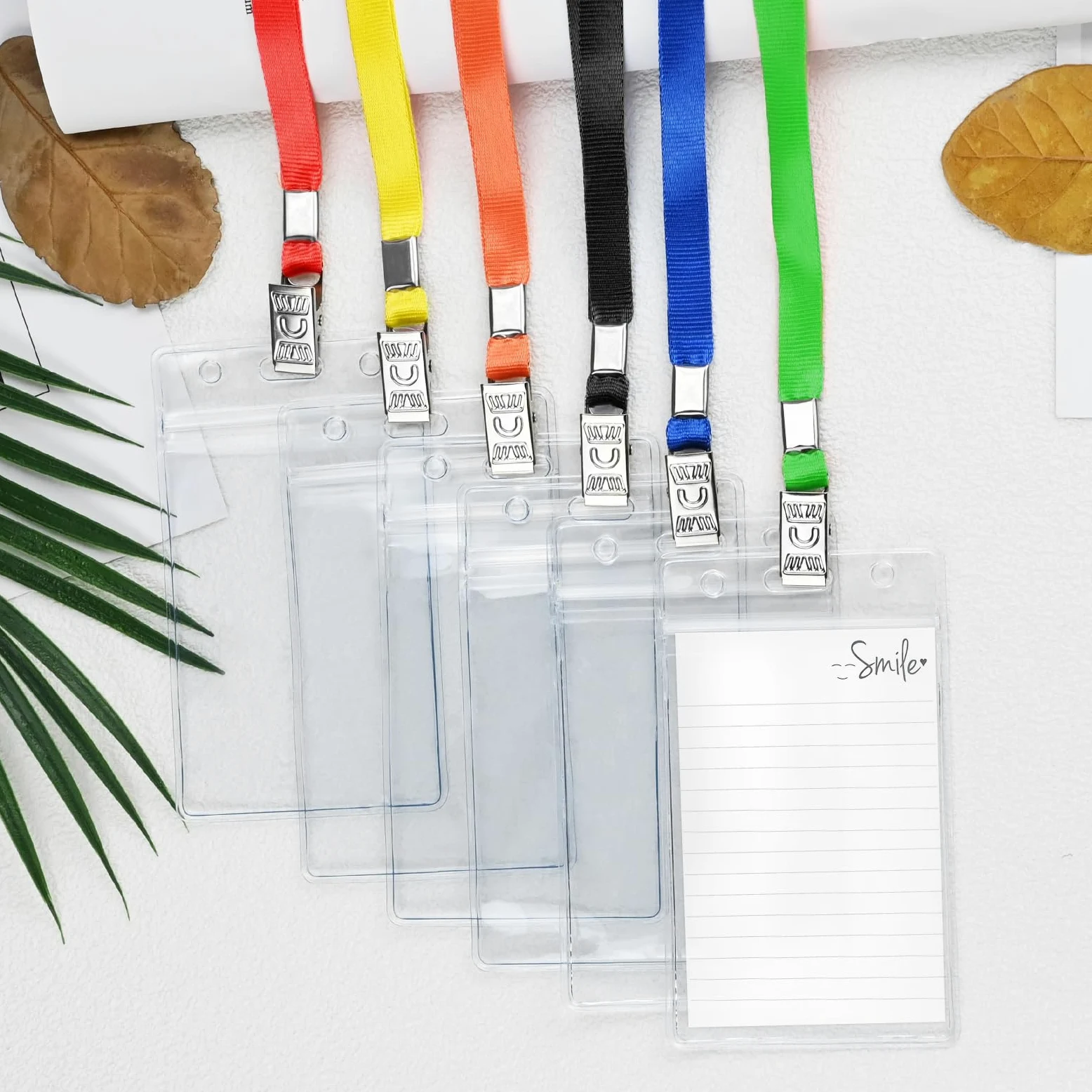 Confezione da 50 porta badge verticali in plastica trasparente e 50 cordini verdi impermeabili, con cordino, per adulti e bambini, ufficio e scuola