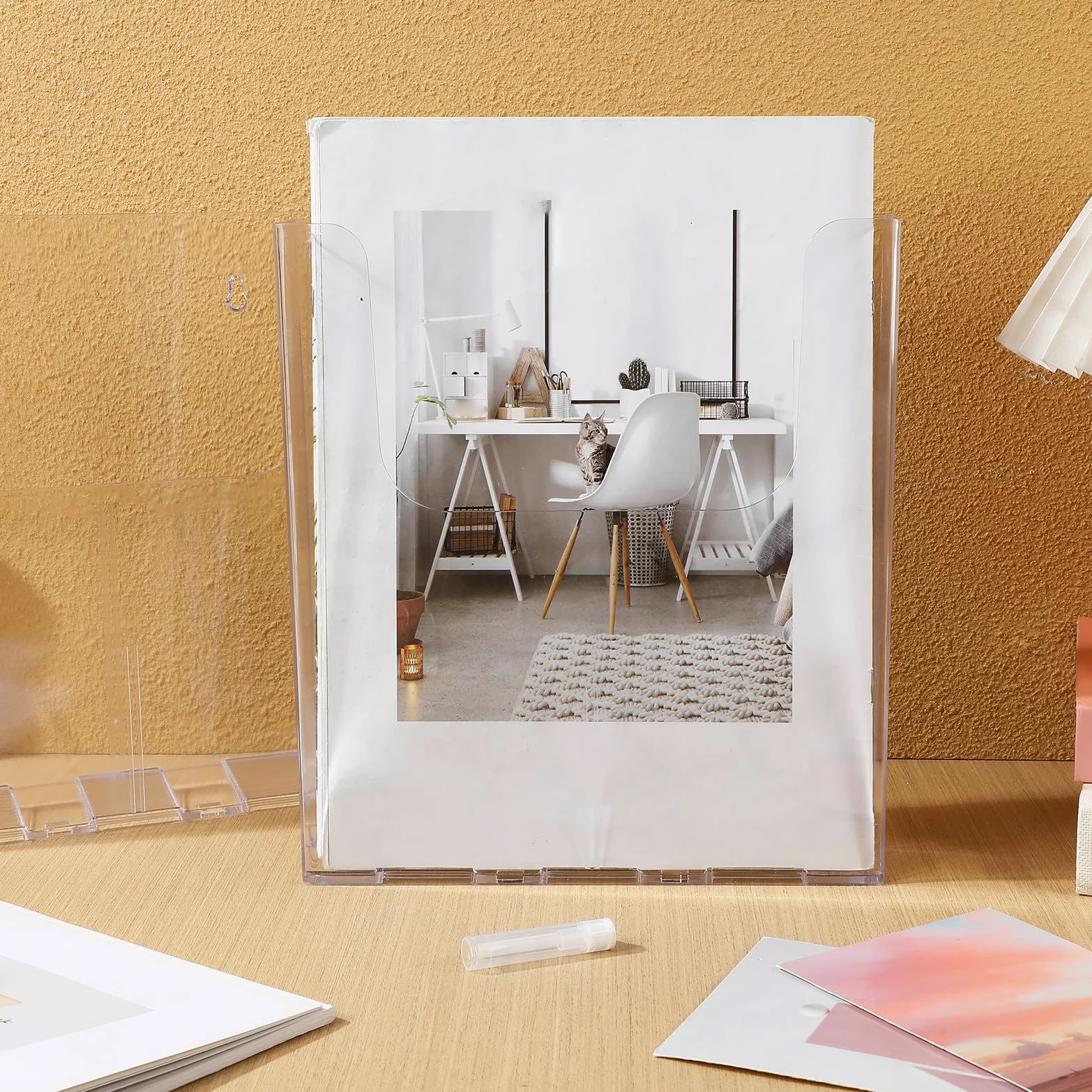 4 Pezzi Porta Brochure da Parete A4 in Espositore Minimale | Scuola e Casa, Robusto, Anti Deformazione, Facile Installazione