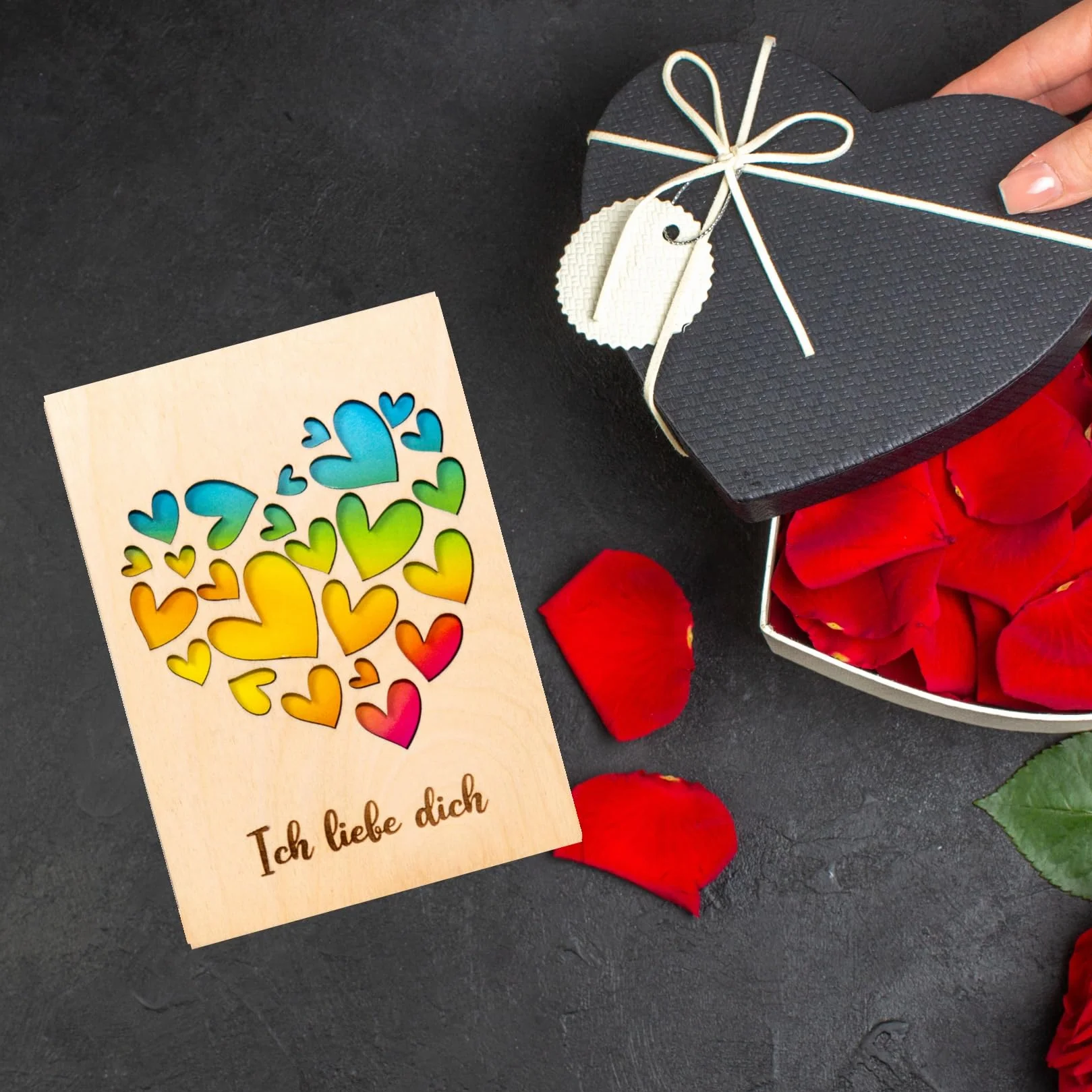 Biglietto di San Valentino in legno di betulla, regalo romantico tagliato al laser