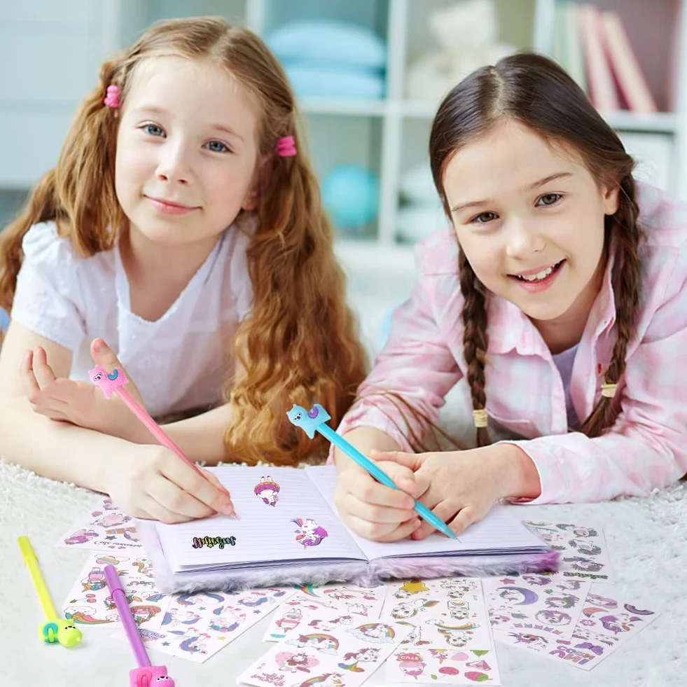 OFFCUP Quaderno Peluche Unicorno Diario Segreto Set Cancelleria Bambina Regalo 4 Penne Gel 10 Adesivi