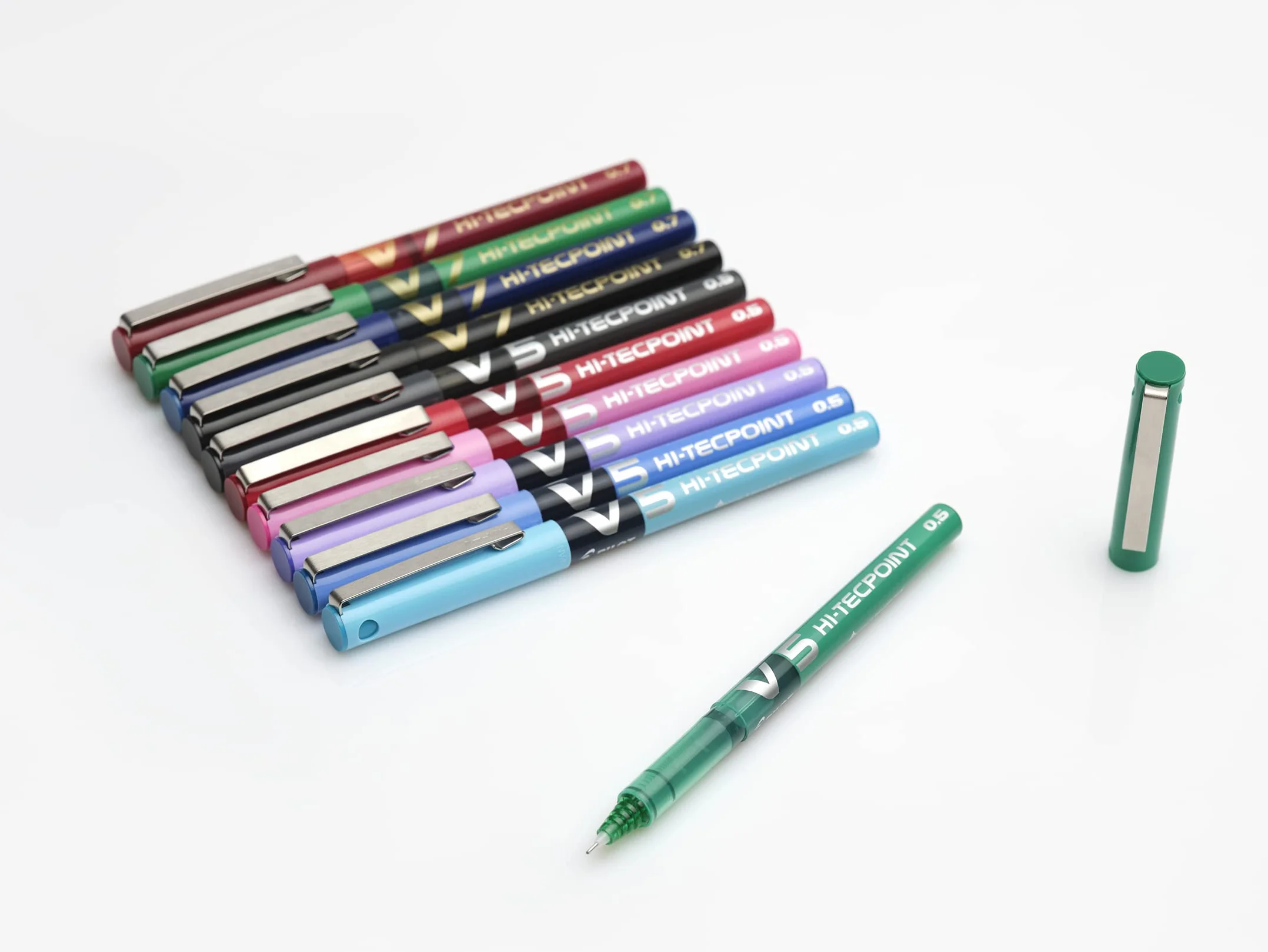 PILOT Set di 5 V5 Penna roller Inchiostro liquido a punta Fine 0,5mm - 2 Nero, 2 Blu, Rosso