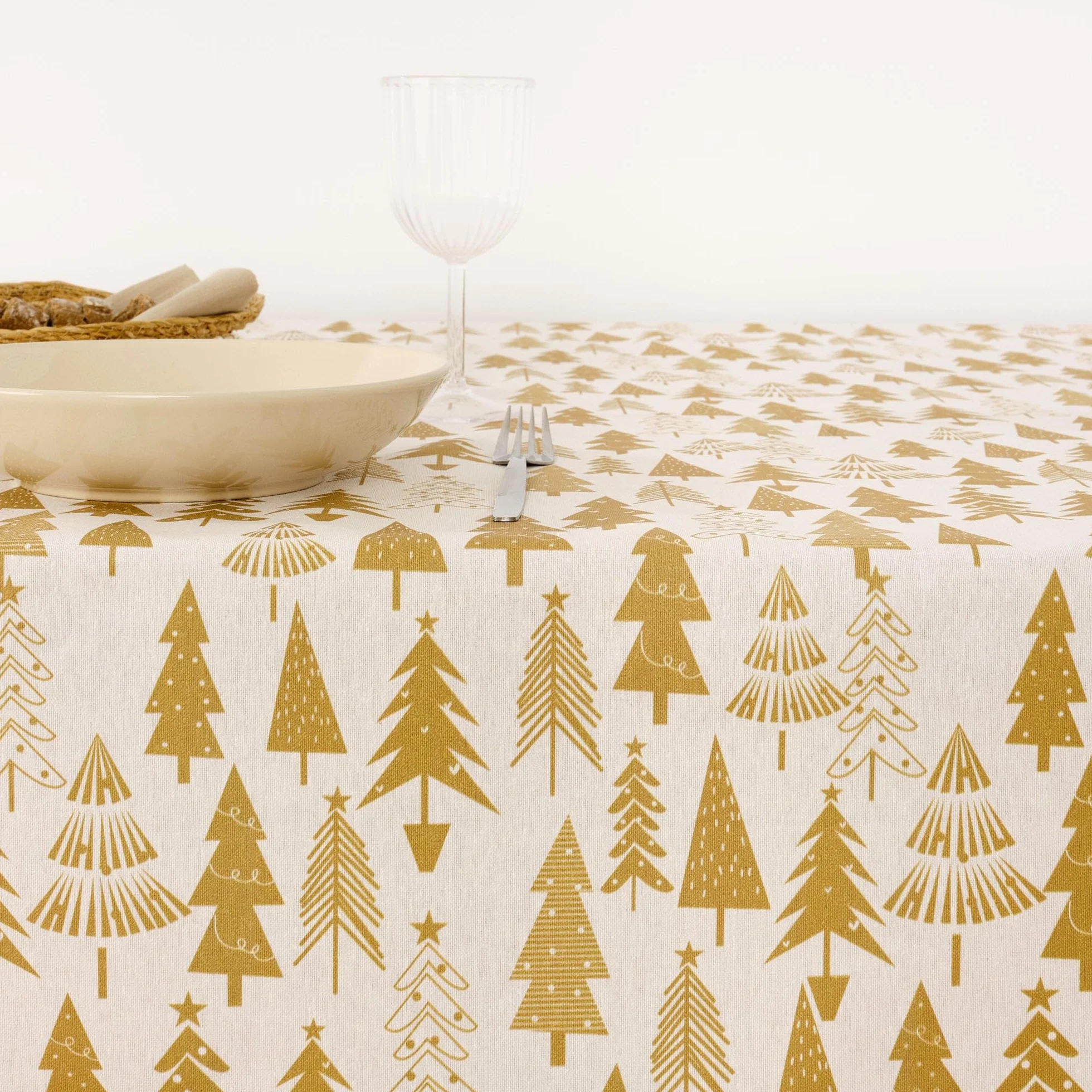 MANTEL RESINADO ANTIMANCHAS MODELO CHRISTMAS 31 GOLD