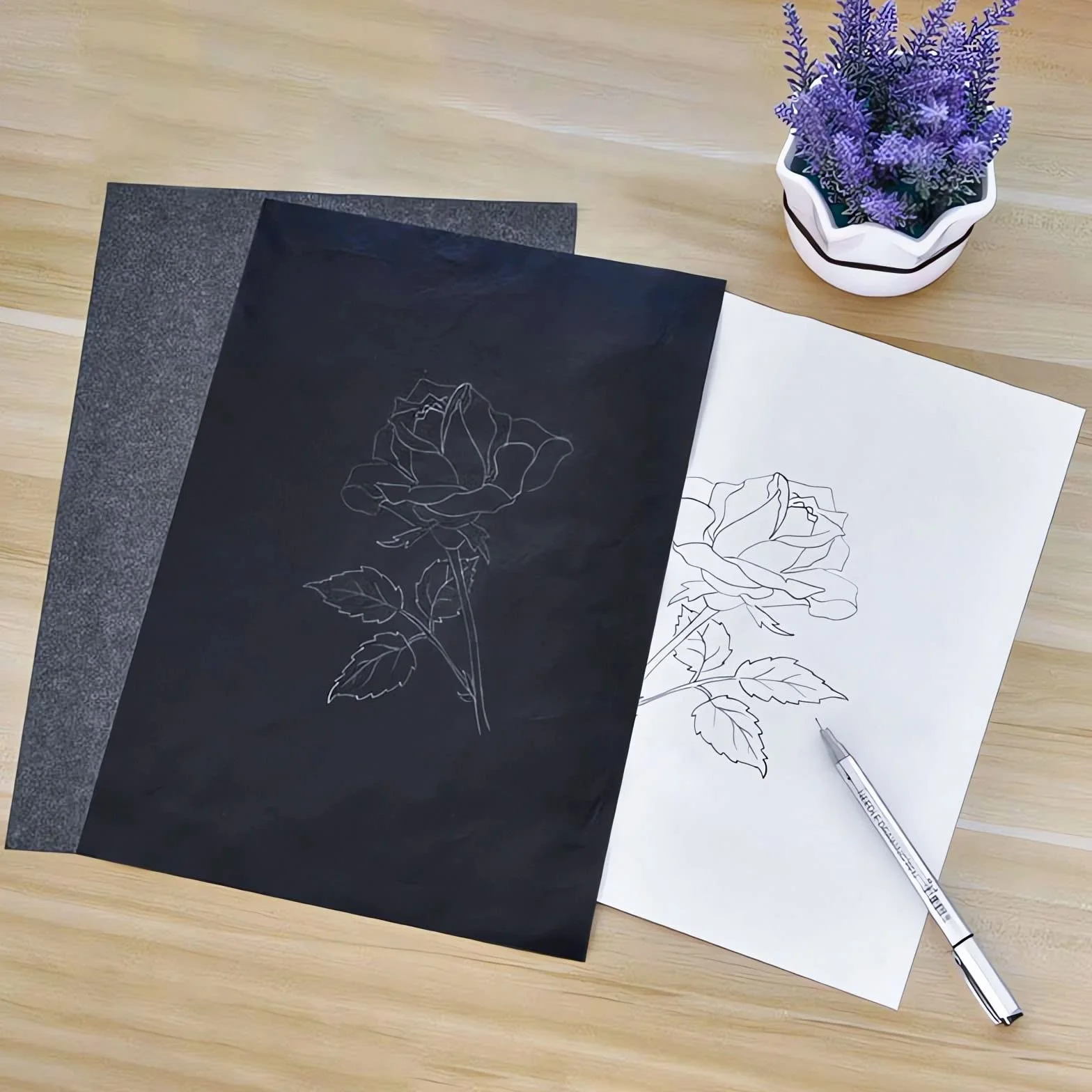 Carta Carbone Nera per Tessuti e Disegno 100 Fogli con 5 Stilo per Goffratura