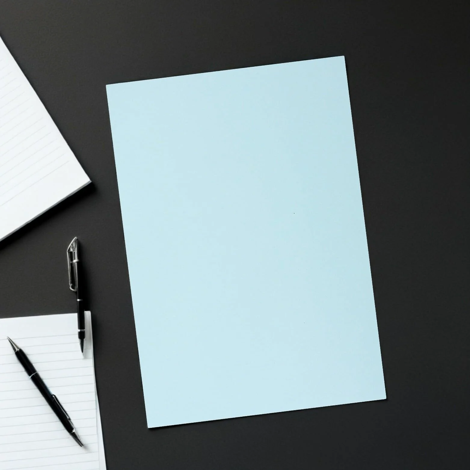 DOITOOL Carta A4 Azzurra 70g Confezione 200 Fogli – Carta Colorata per Stampante e Fotocopie Resistente per Origami e Bricolage per Ufficio Studenti e Progetti Creativi