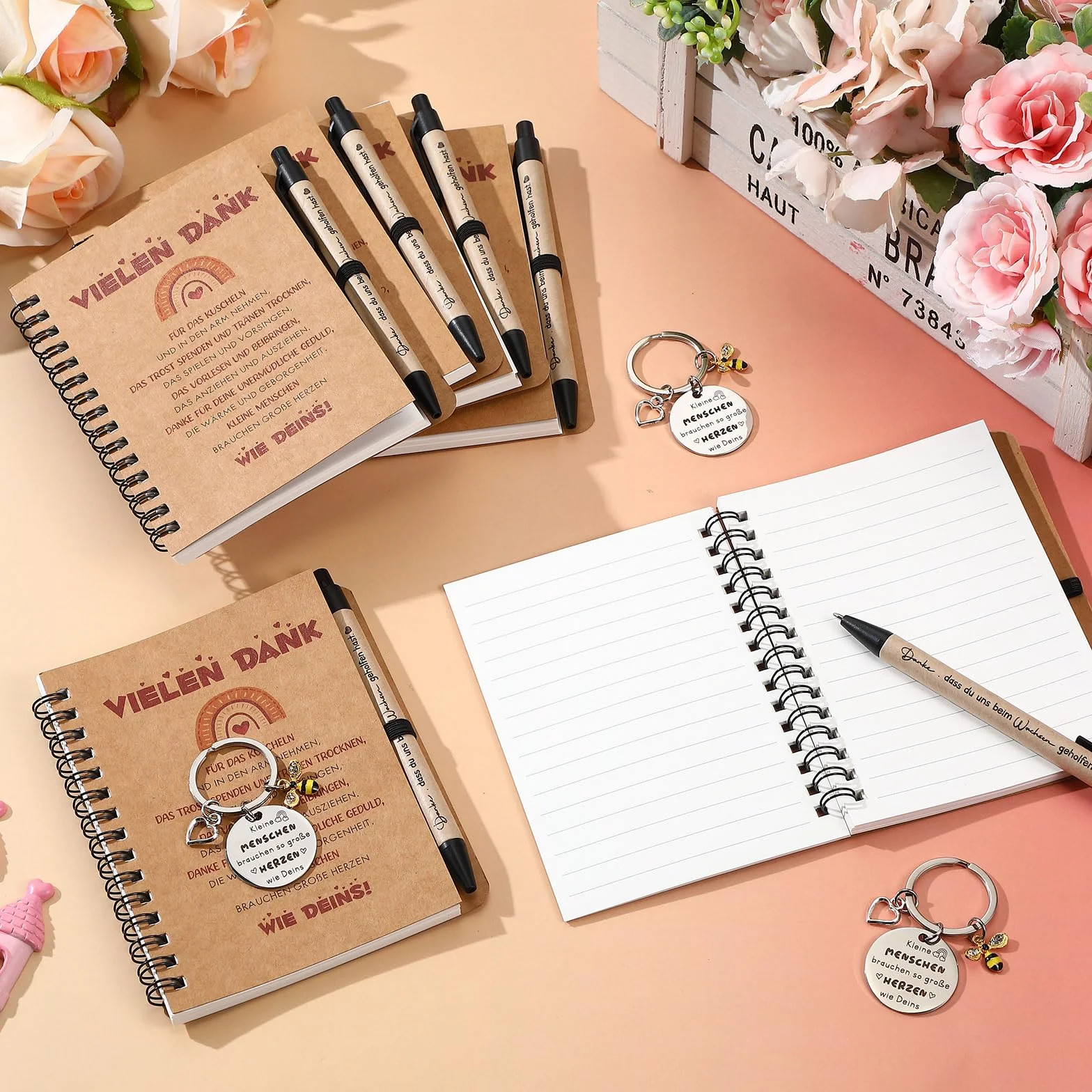 Sinmoe 6 Set Regalo Insegnanti Educatori Quaderno Penna Portachiavi Asilo Nido Scuola Materna Elementare