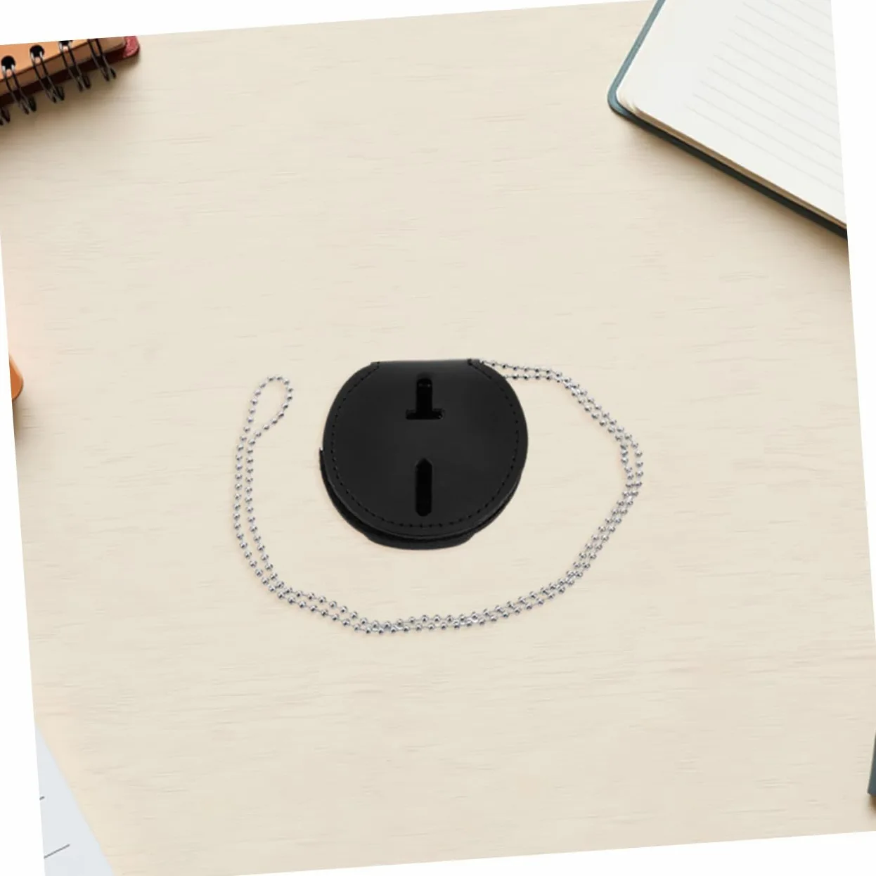 Porta Badge con Cordino e Clip 7pezzi in Pu Lega di Alluminio per Lavoro Eventi