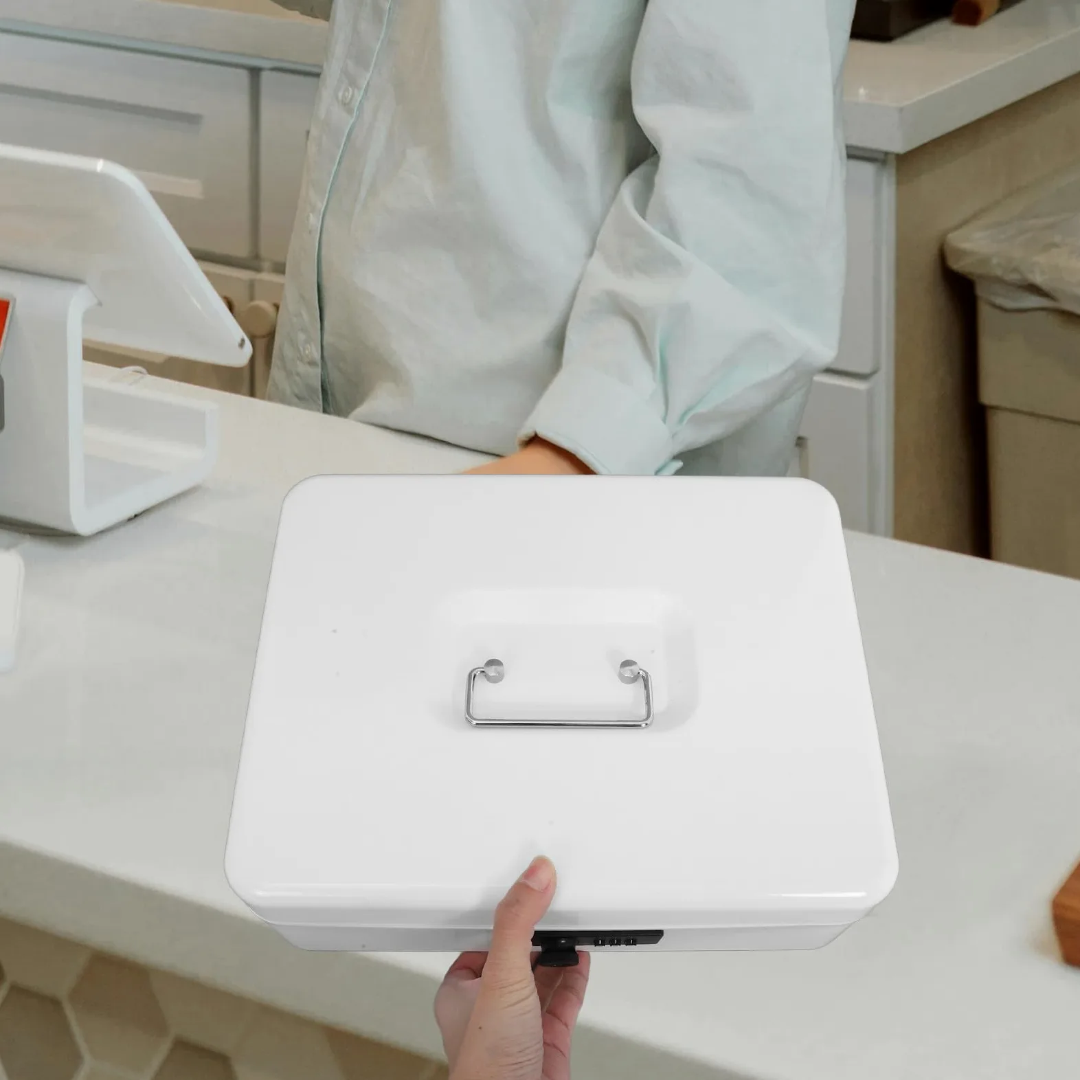 Tofficu Cassetta Portavalori Combinazione in Ferro Bianco, Capiente | Scomparto Protetto da Password, Gestione Ordinata del Contante, Finitura Elegante per Ufficio