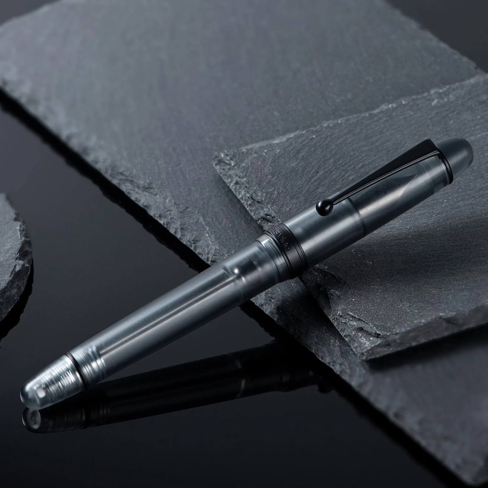 Asvine V126 Penna stilografica riempimento sottovuoto pennino fine acrilico nero opaco grande capacità custodia regalo