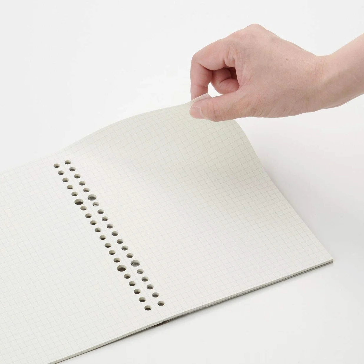 MUJI Quaderno a fogli sfusi rimovibili A5 a quadretti 5 mm 50 fogli