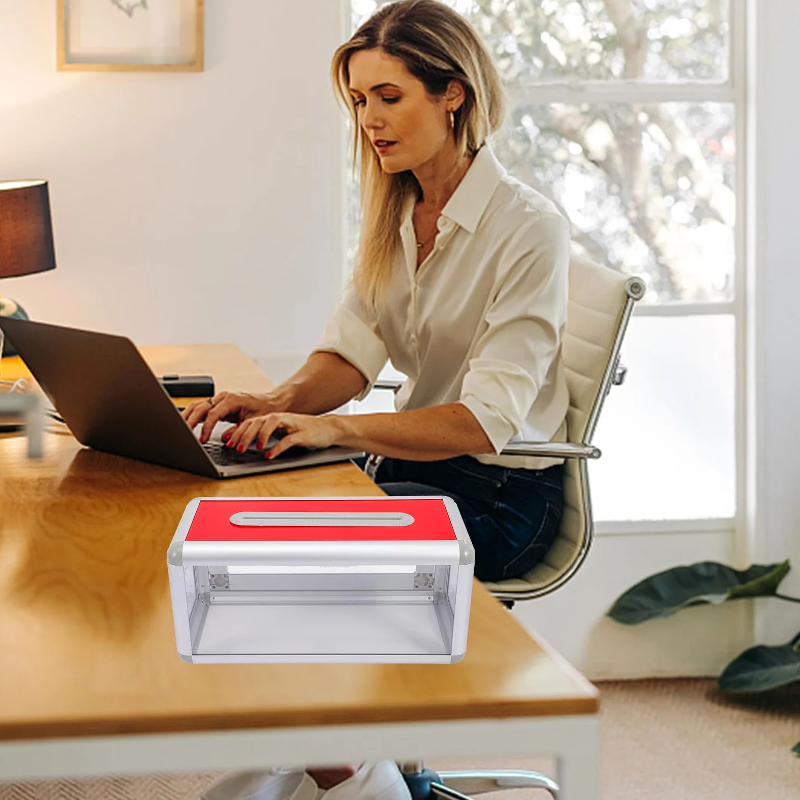 BESTYASH Porta Biglietti da Visita in Acrilico e Lega di Alluminio Argento Serratura, Custodia Elegante e Facile da Usare per Ufficio e Viaggi, Design Trasparente e Struttura Semplice