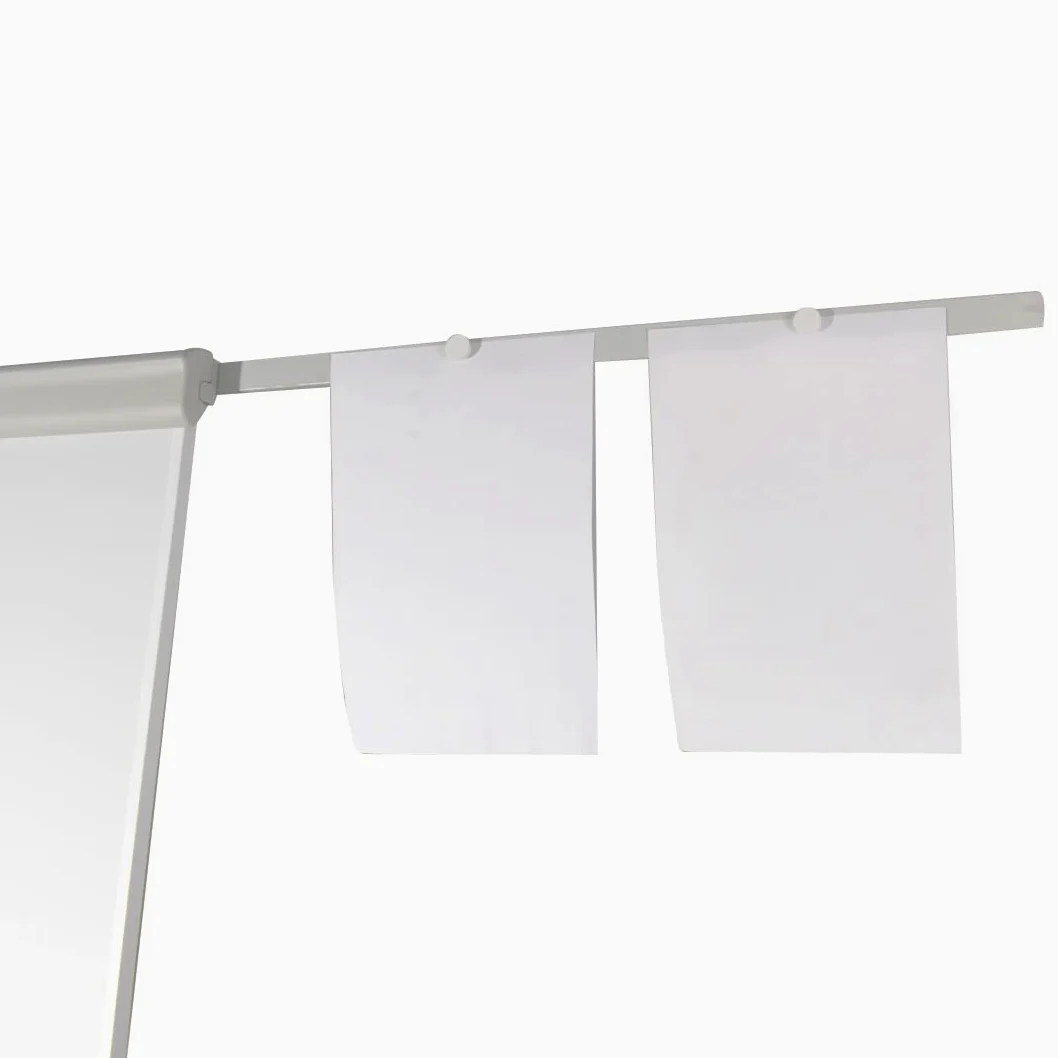 Danieli Lavagna Magnetica Scrivibile e Cancellabile con Portablocco per Fogli Mobili cm 60,5x100. Flipchart con Treppiede o con Ruote. (Con Treppiede)