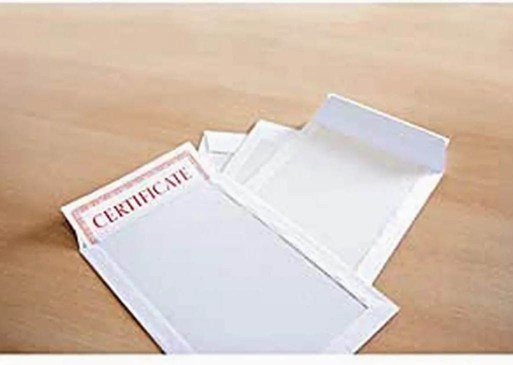 Buste da lettera Raadhuis 220 X 312 EA4 con dorso rinforzato bianco forza 120 gr 100 pz. Autoadesivo
