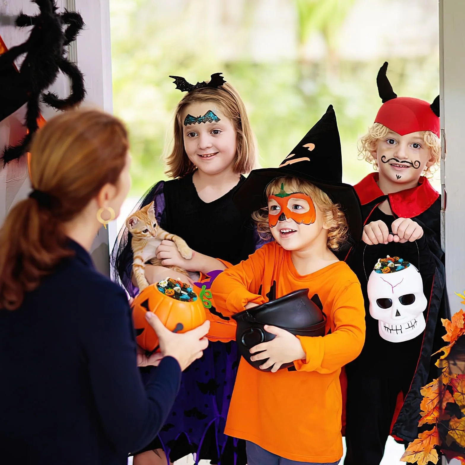 JUNEBRUSHS 30 mini gomme da cancellare per Halloween