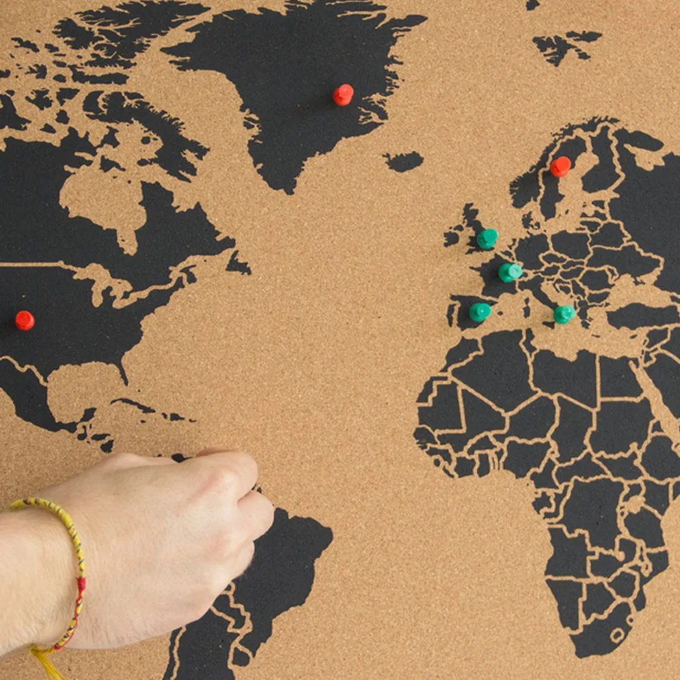 Miss Wood Map XL, Mappa del mondo di Sughero, 60 x 90 cm, Naturale/Nero
