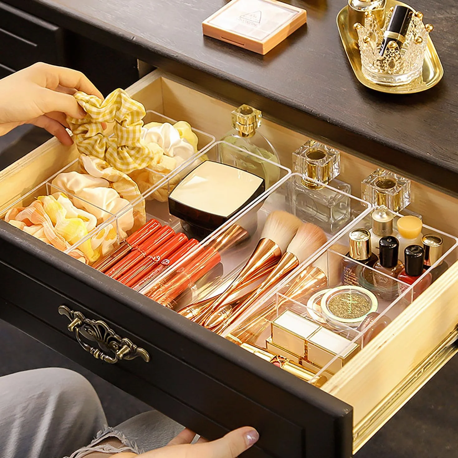 JessLab Set da 4 Organizer per Cassetto in Acrilico, Scatole Trasparenti per Trucco, Gioielli e Forniture da Ufficio, Impilabili per Vanità, Bagno, 2 a 1 Scomparto & 2 a 3 Scomparti
