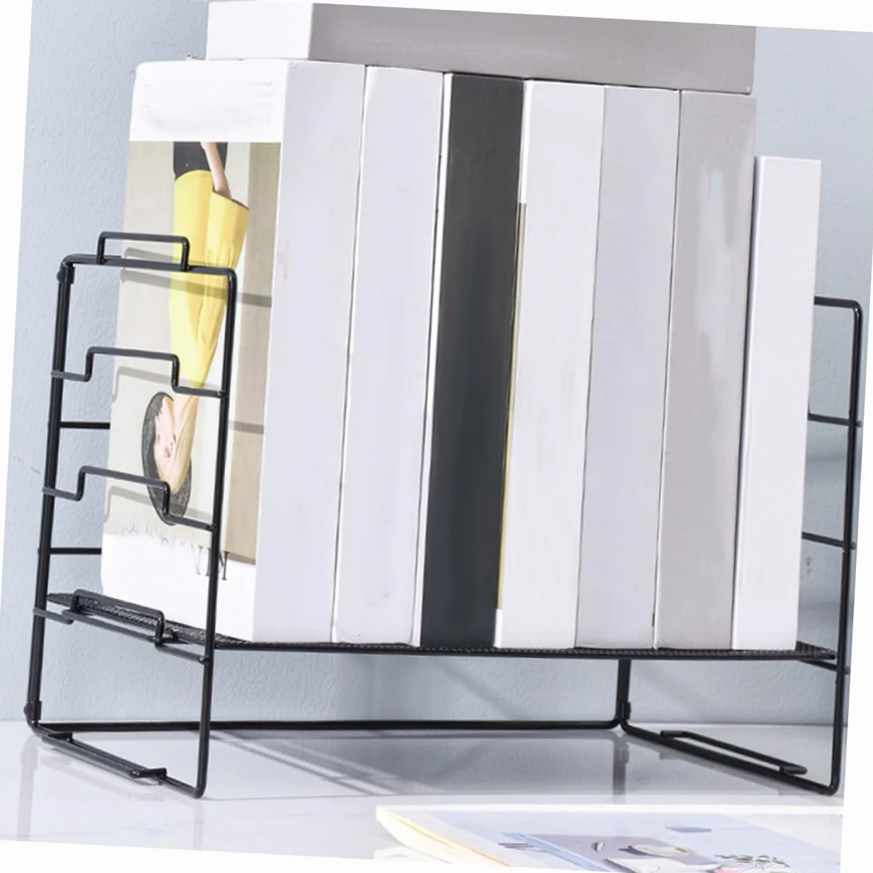 Organizer Documenti da Scrivania a 4 Livelli in Metallo Nero | Struttura Minimal Semplice e Stilosa, Uso in Ufficio per Ordinare e Catalogare Fogli